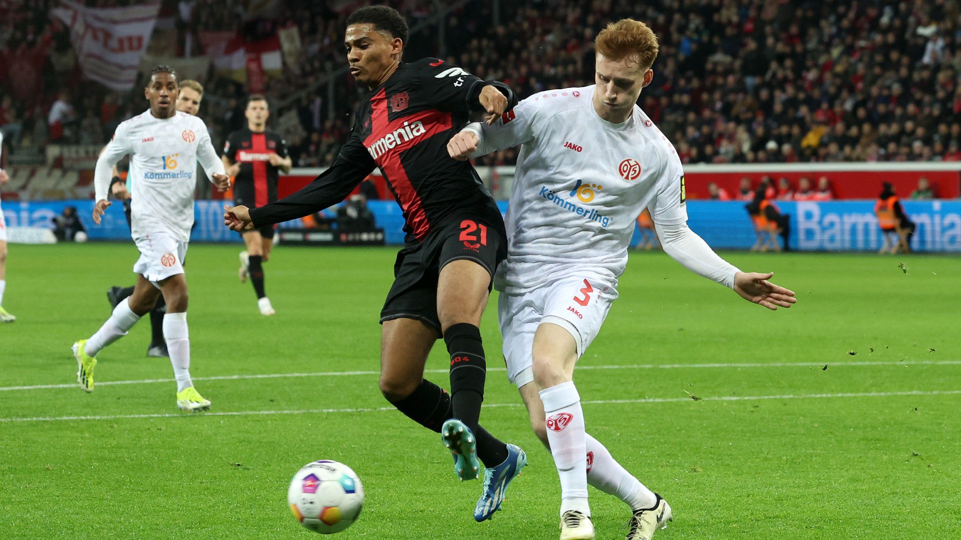 AMINE ADLI BAYER LEVERKUSEN SEPP VAN DEN BERG MAINZ