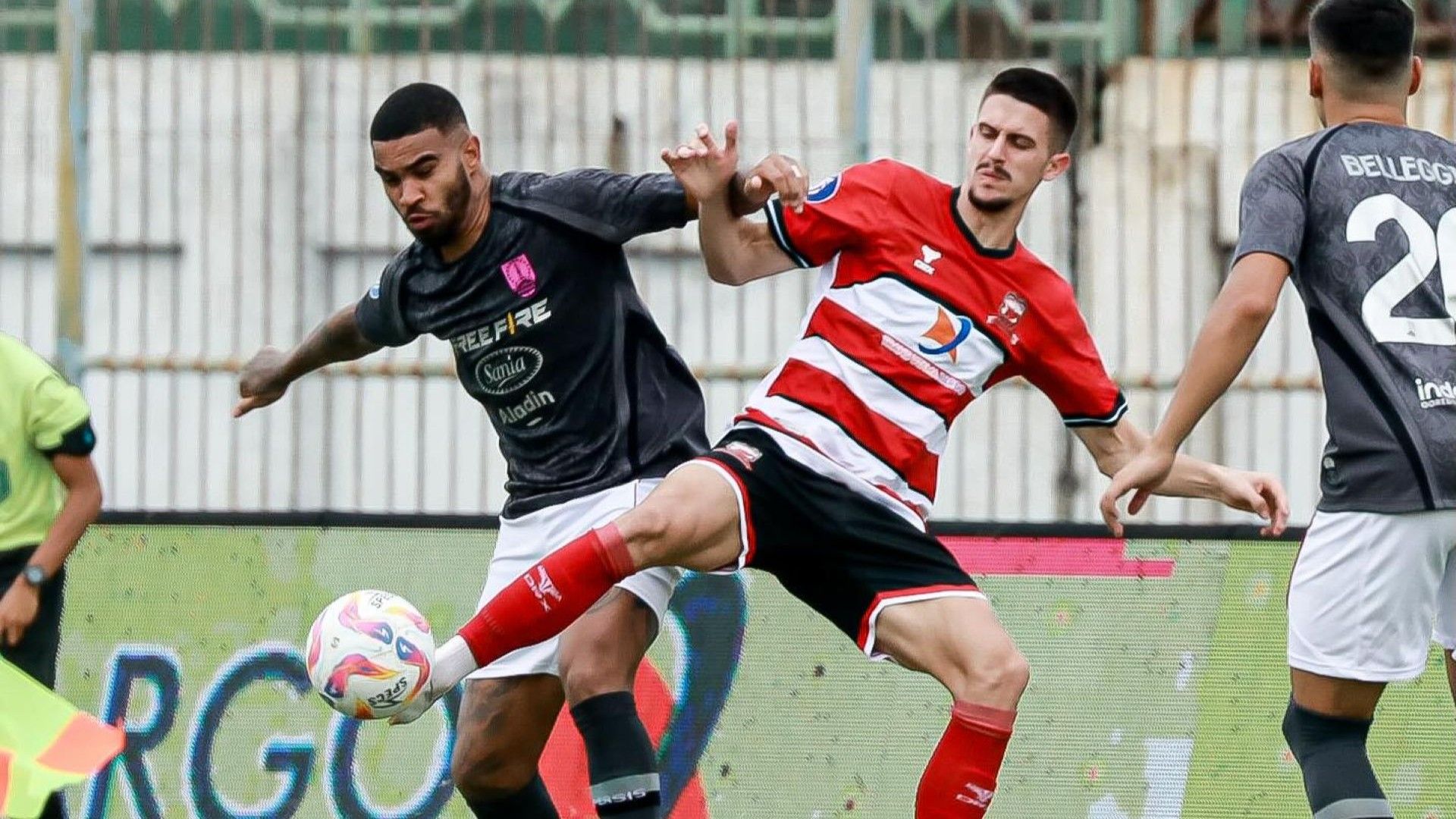 Madura United vs Persis Solo 01022025