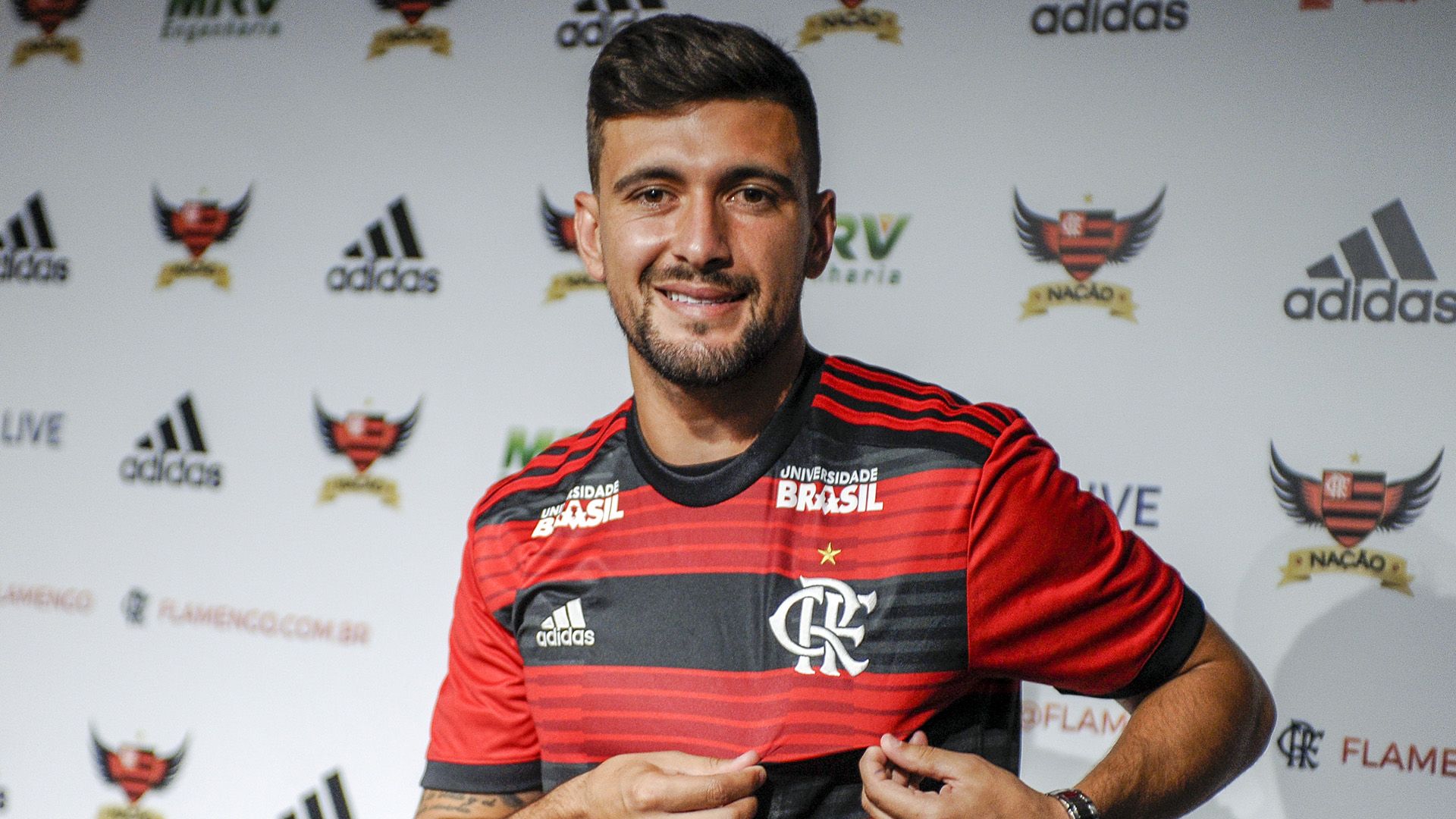 Arrascaeta apresentação Flamengo 14012019