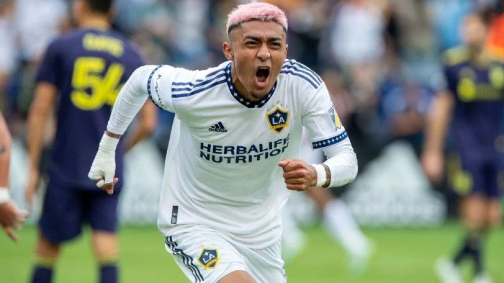 Julian Araujo LA Galaxy 2023