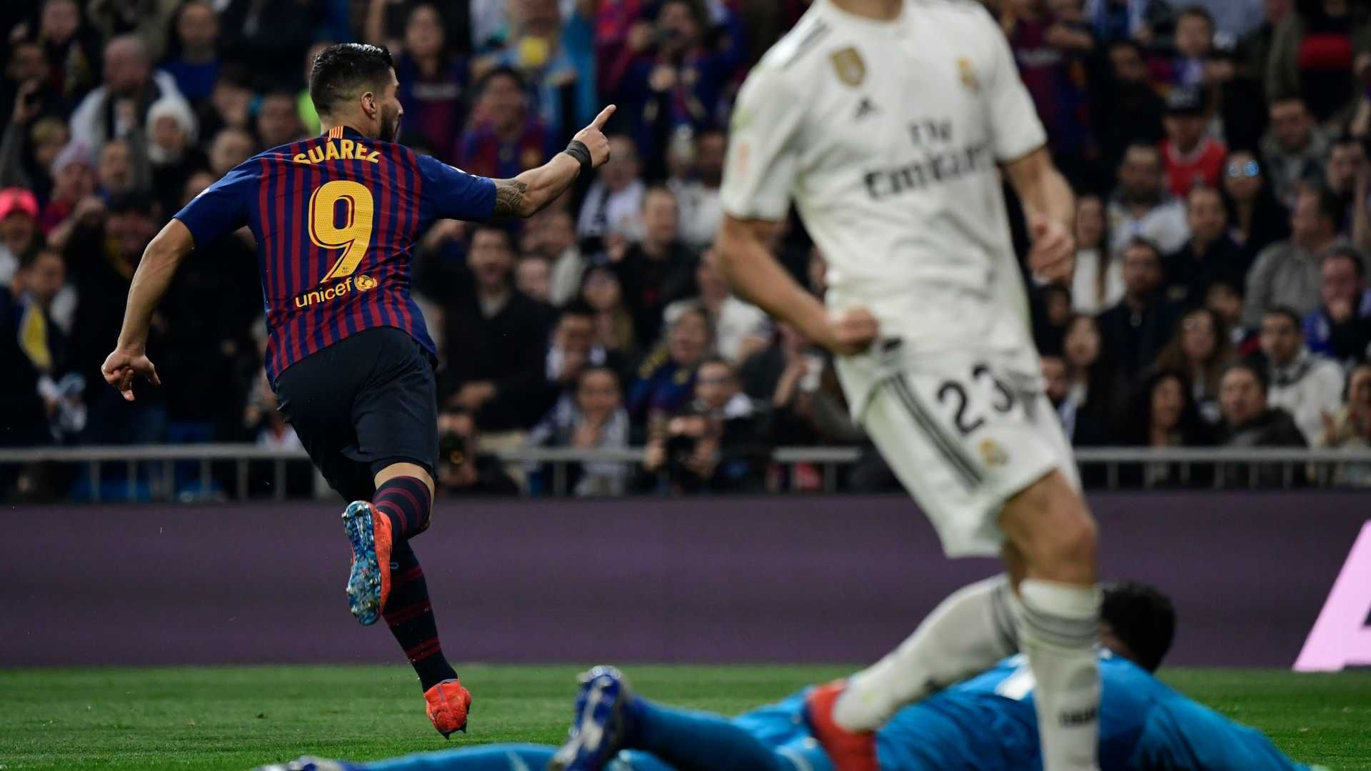 barcelona suarez february 2019