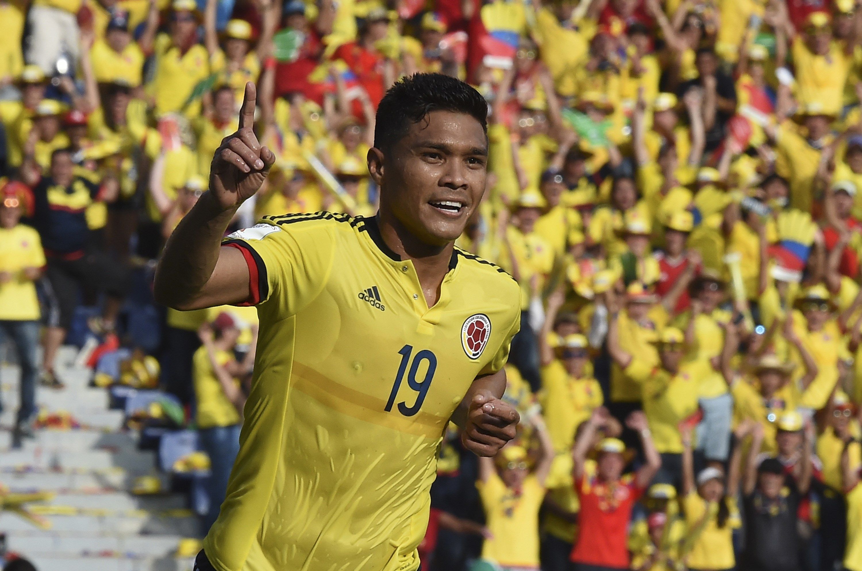 Teófilo Gutiérrez Galería