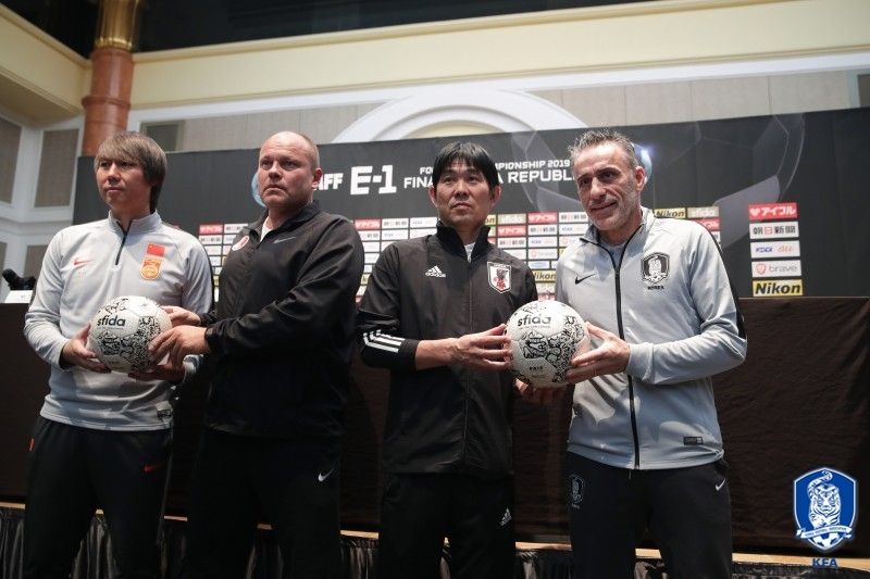 중국 홍콩 일본 한국 A대표팀 감독