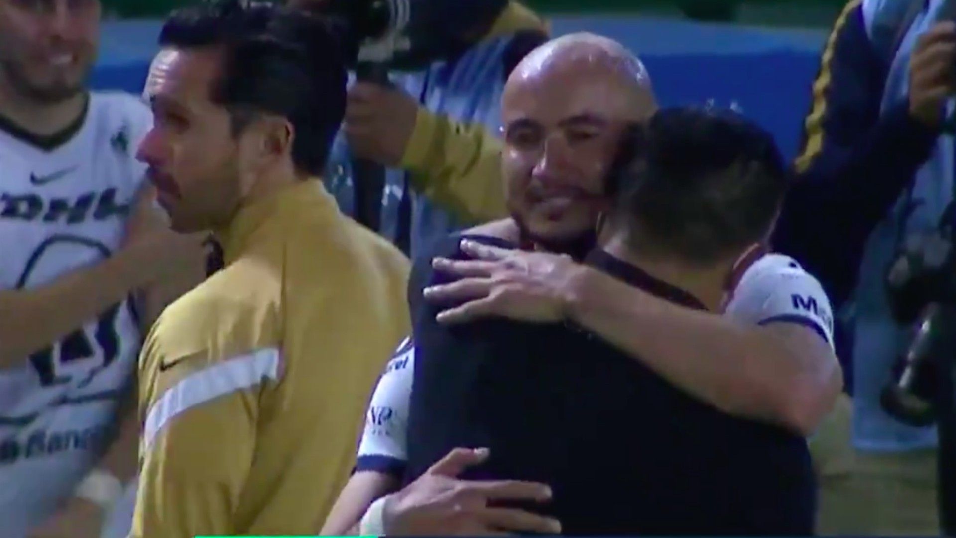 Lágrimas Carlos González