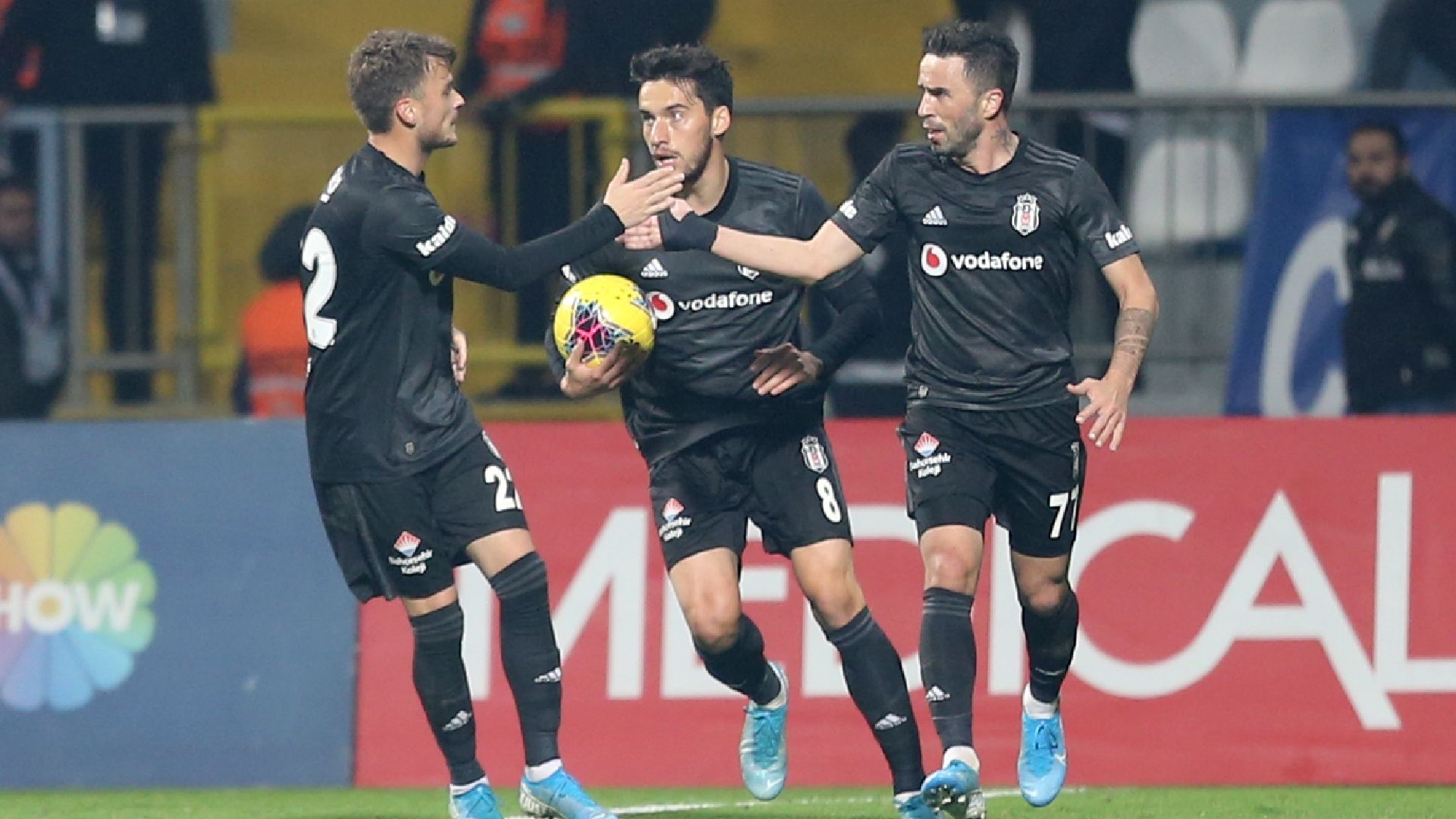 ljajic umut nayir gokhan gonul besiktas 08122019