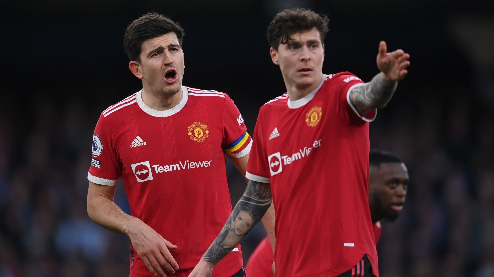 Harry Maguire Victor Lindelof Manchester United 2021-22
