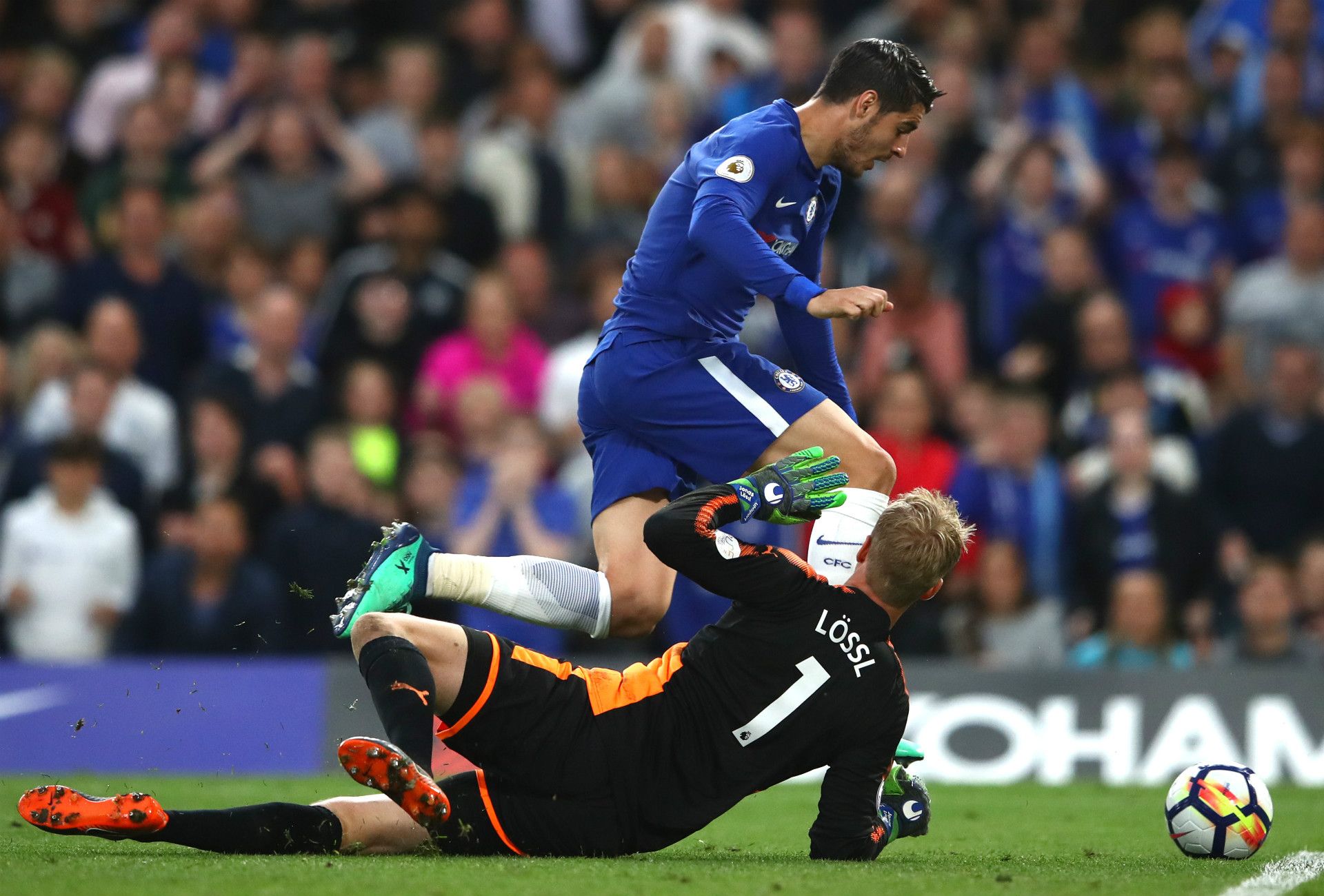 Alvaro Morata Chelsea Huddersfield Town Premier Leatue