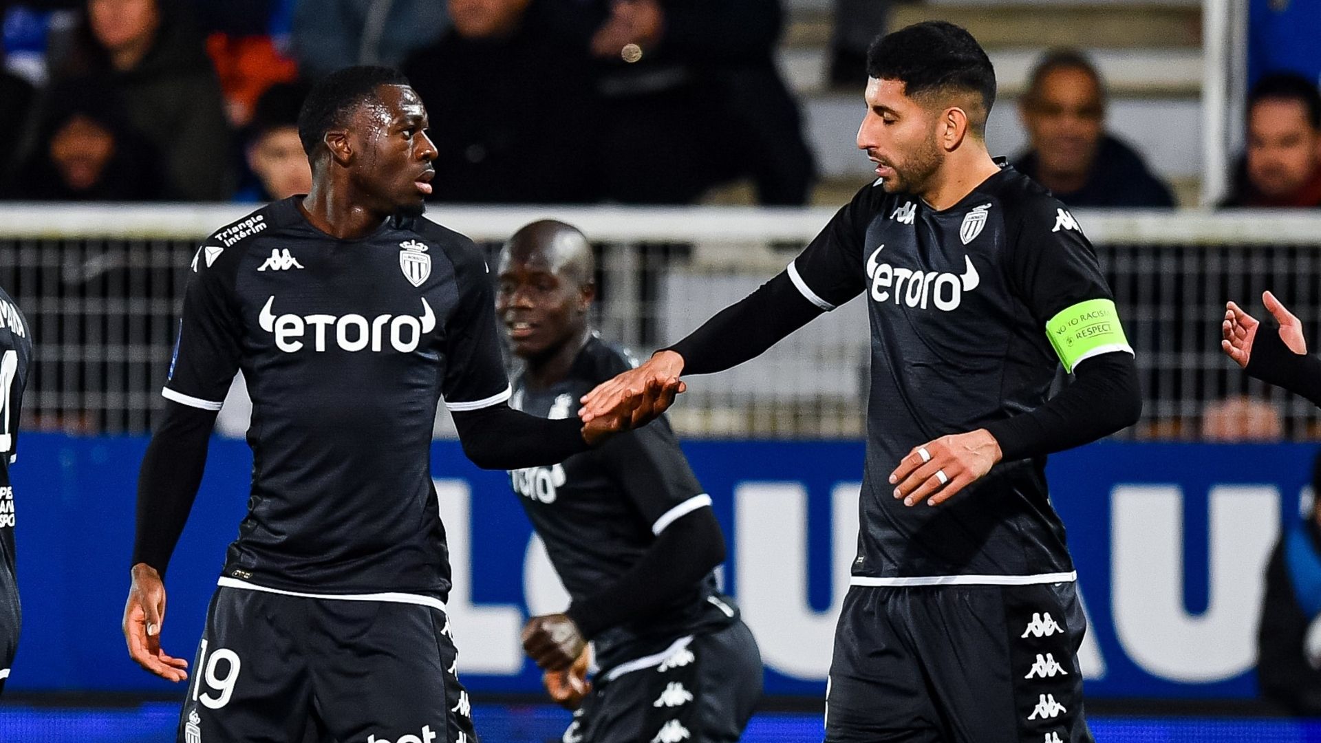 Guillermo Maripán Monaco Auxerre 28122022