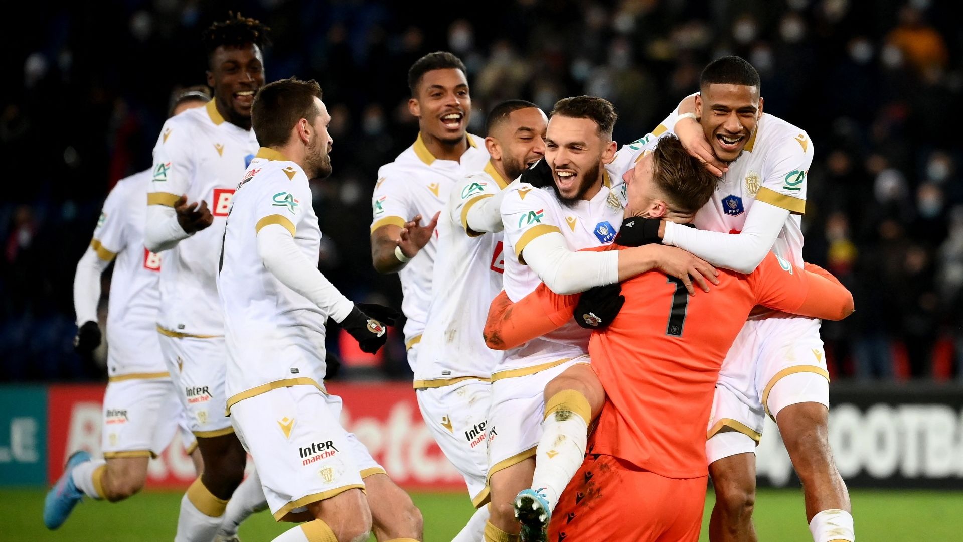 Nice celebrate vs PSG, Coupe de France 2021-22