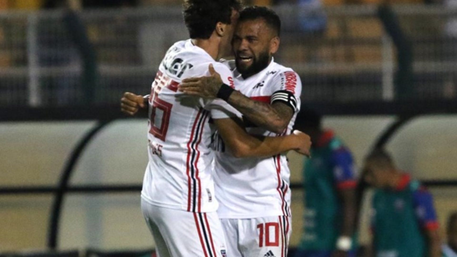 Igor Gomes Daniel Alves São Paulo Fortaleza Brasileirão 07 10 2019