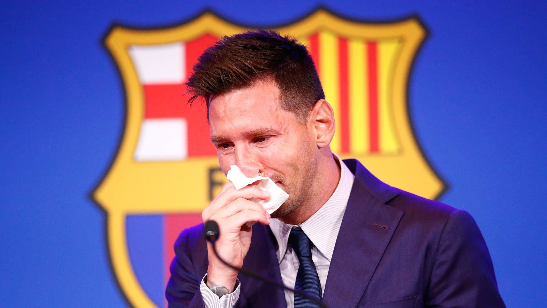 Leo Messi Barcelona Despedida Llorando Lágrimas