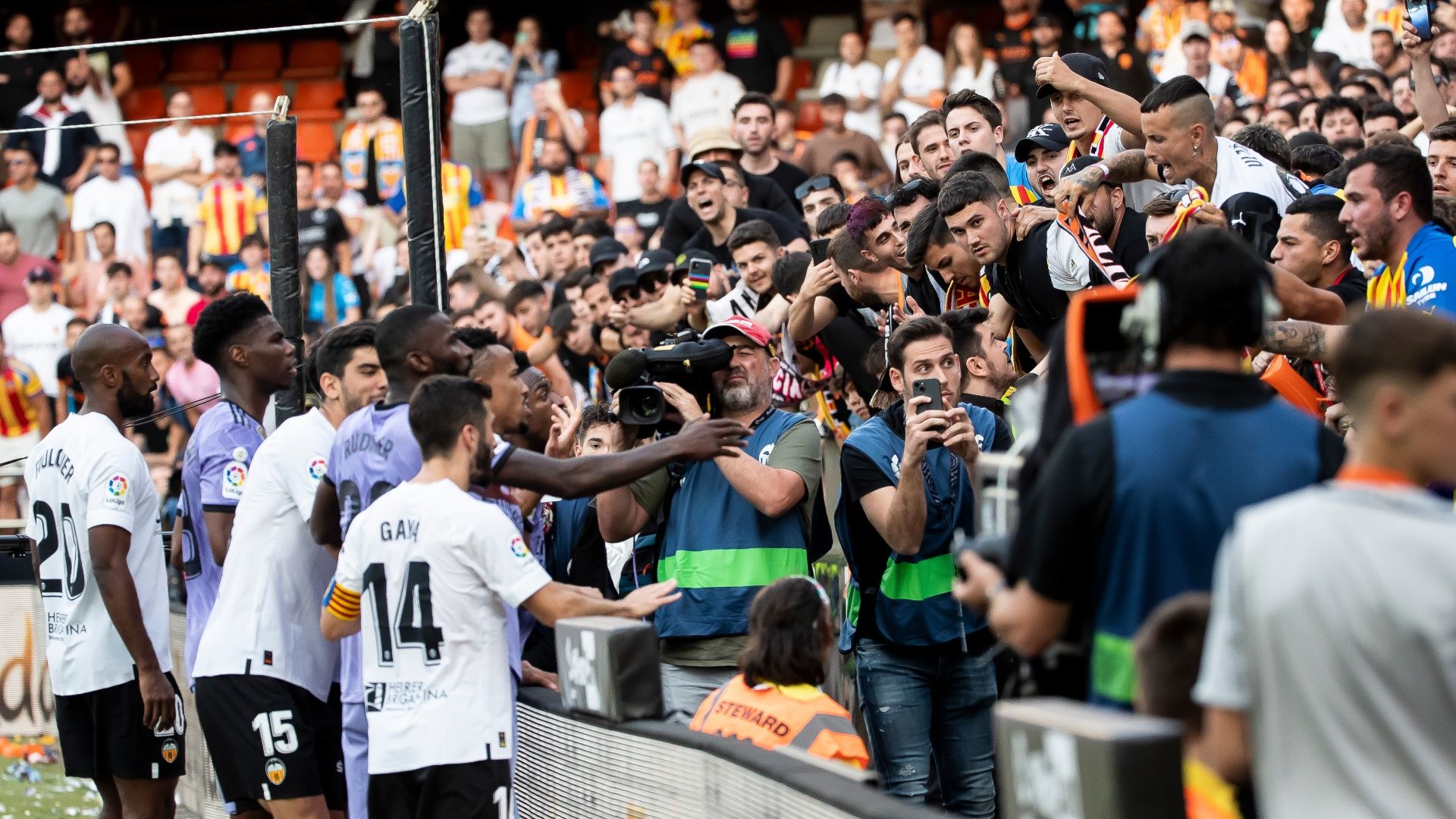 Valencia Real Madrid Mestalla aficionados