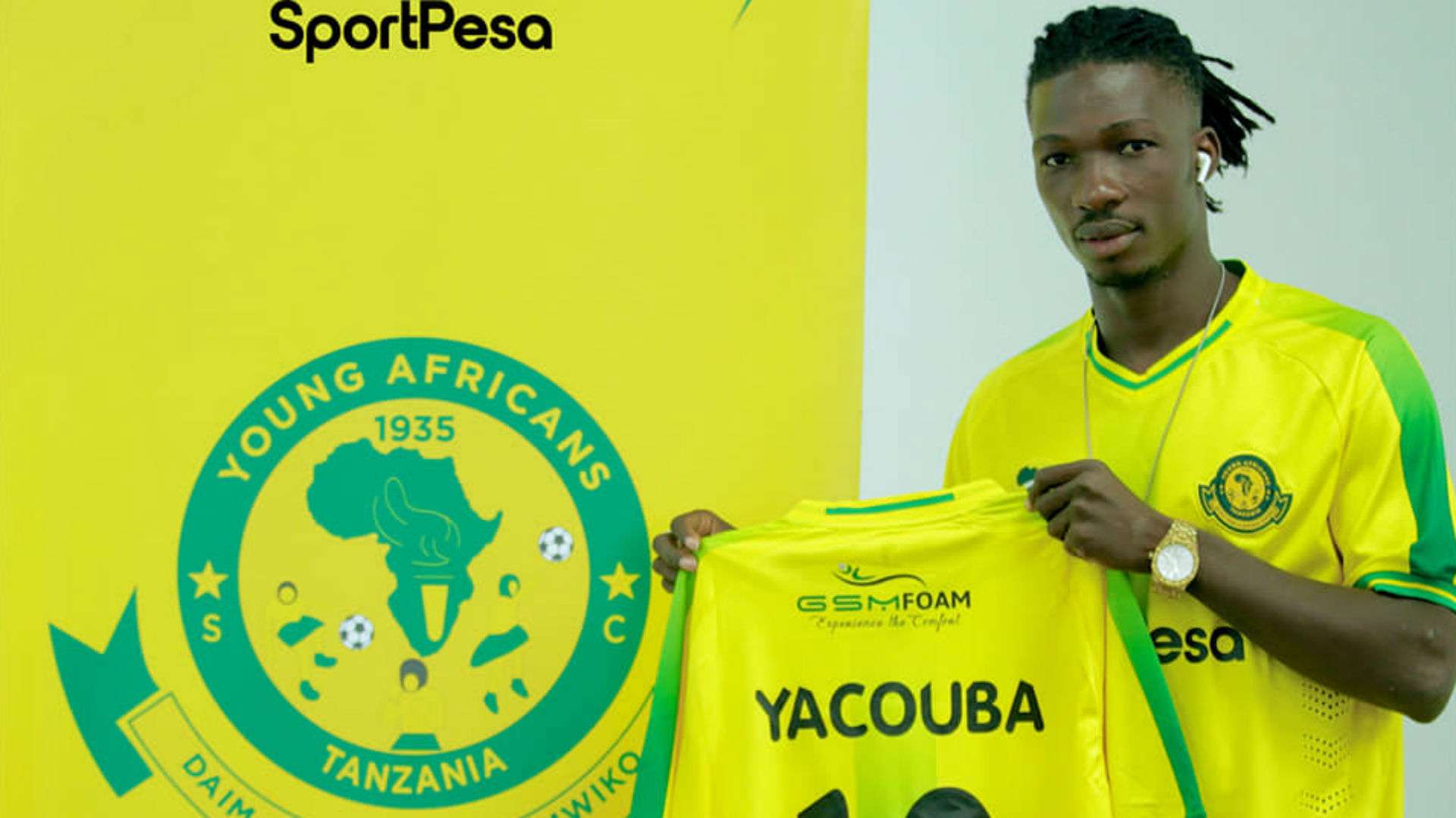 Yanga SC unveil Yacouba Songne.