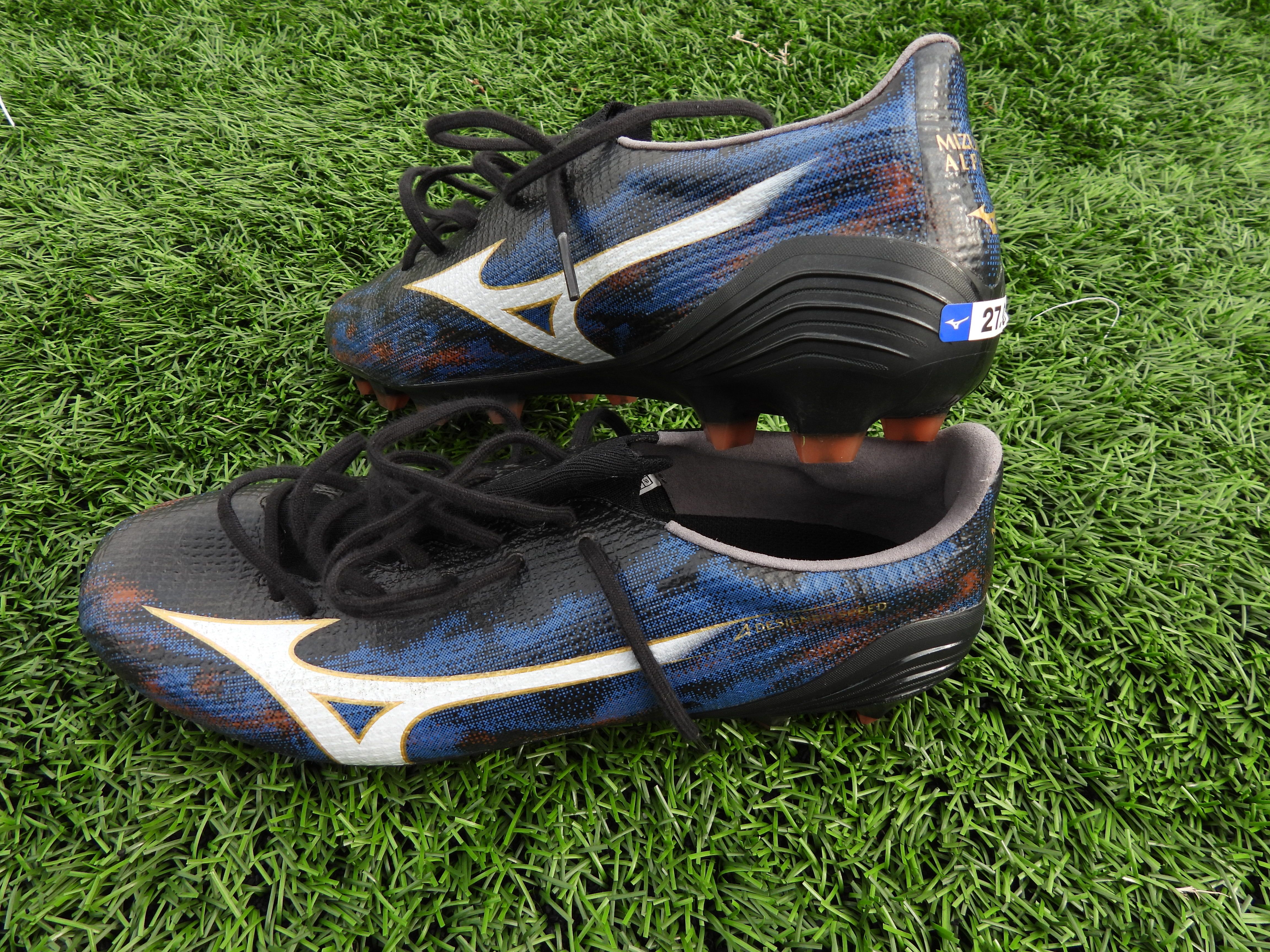 MIZUNO α III JAPAN (ミズノ アルファ スリー ジャパン)」が12月19日に