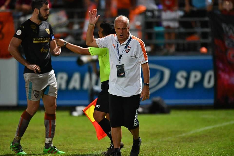 อเล็กซานเดร กามา