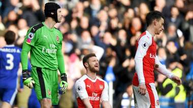 Arsenal Chelsea Cech Mustafi Koscielny
