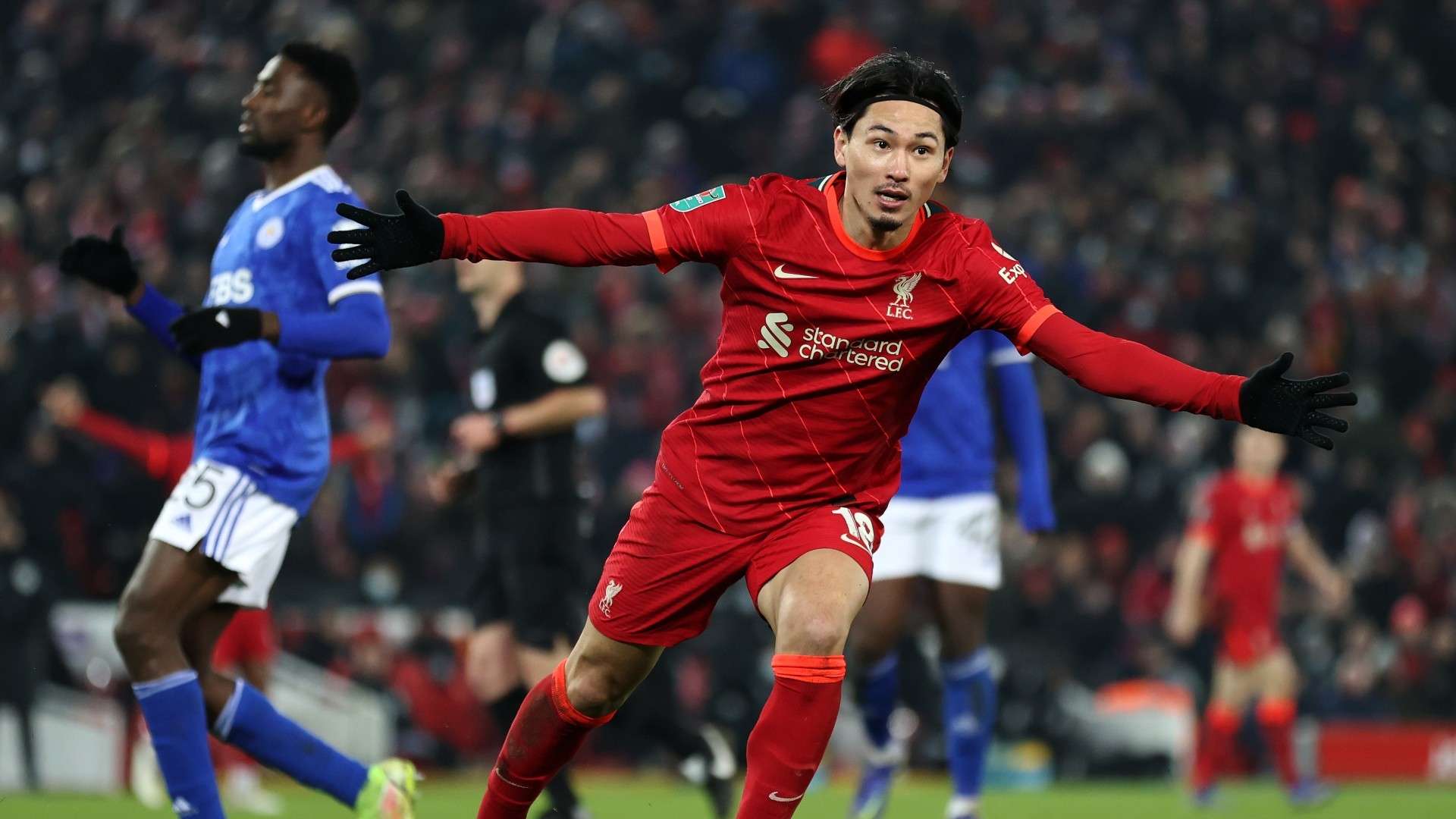 takumi-minamino-leicester