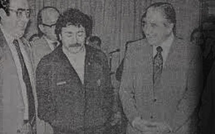 Carlos Caszely - Augusto Pinochet