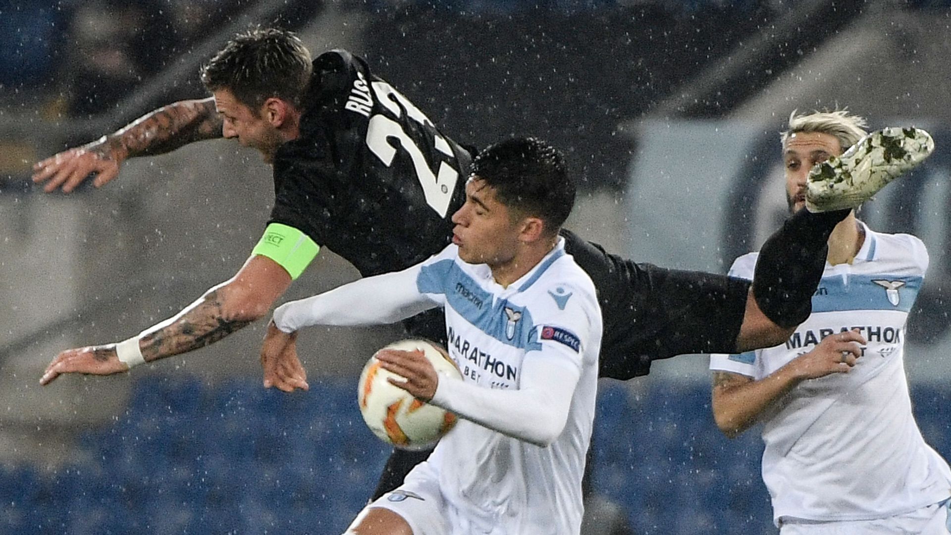 Joaquin Correa Marco Russ Lazio Eintracht Frankfurt Europa League