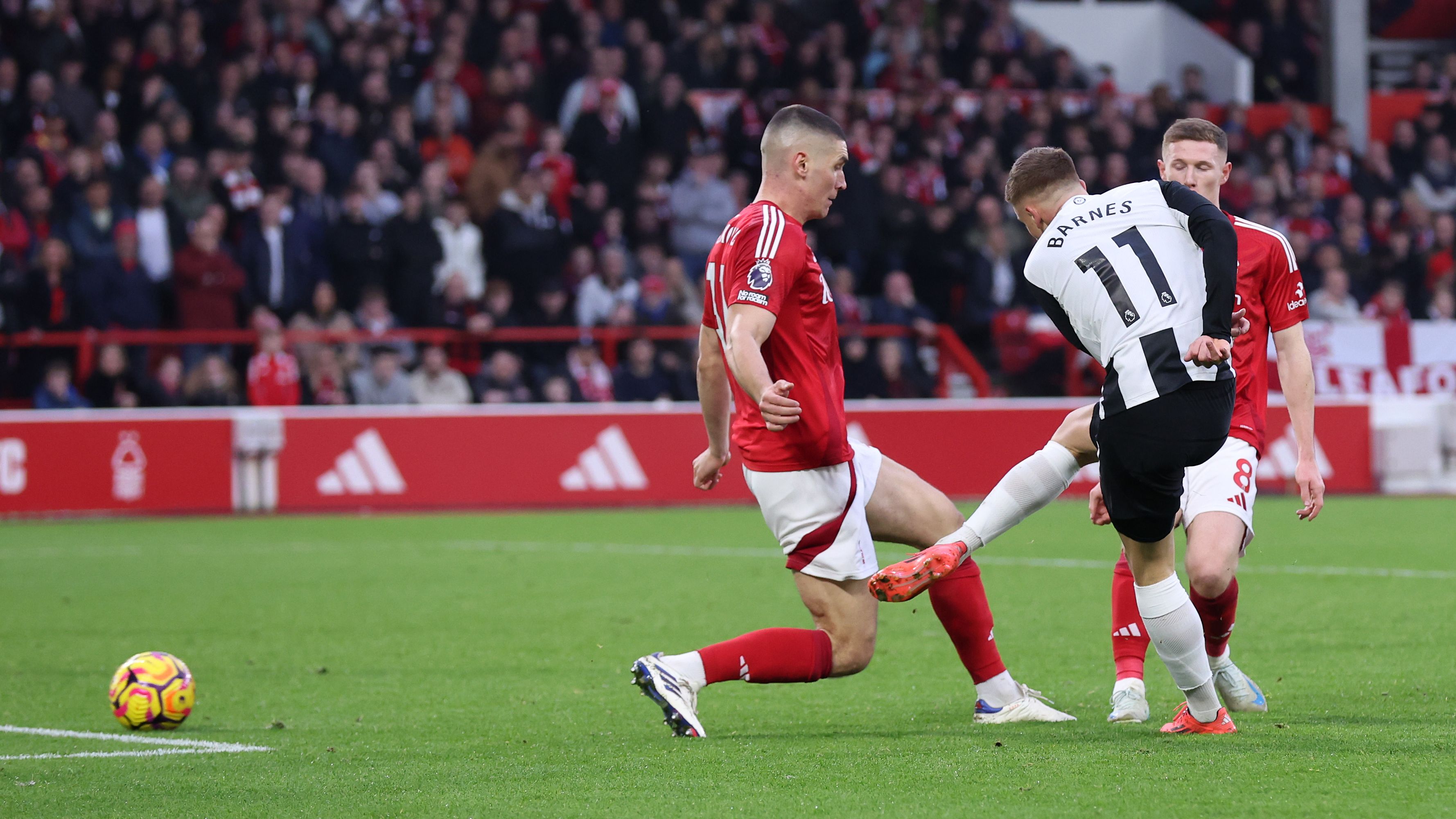 Harvey Barnes Newcastle 2024-25