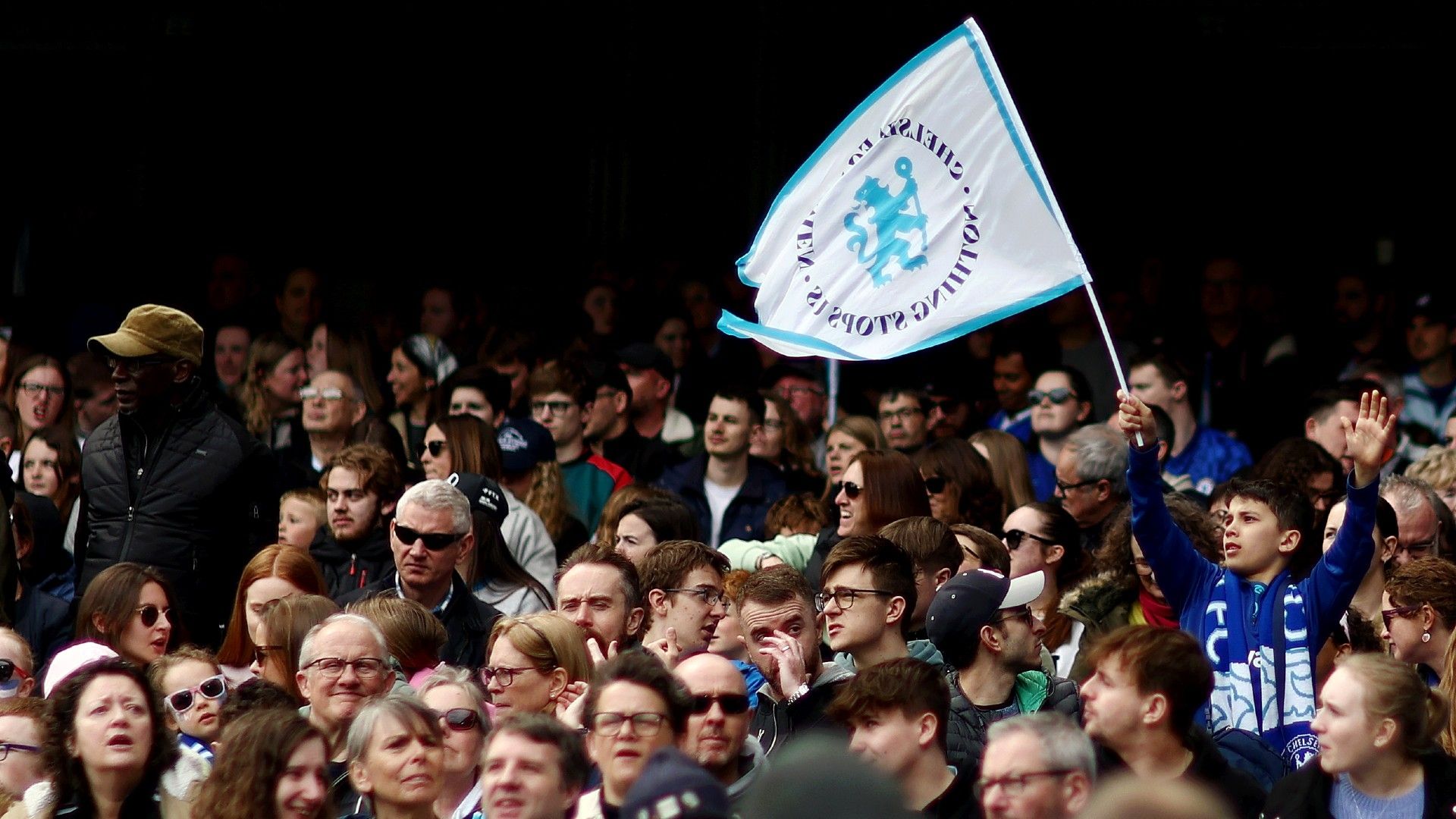 Chelsea fans 2022-23