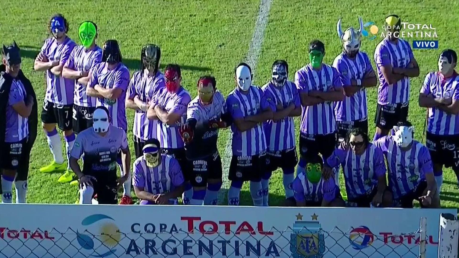Captura TV Sacachispas Arsenal Copa Argentina Superhéroes 230517