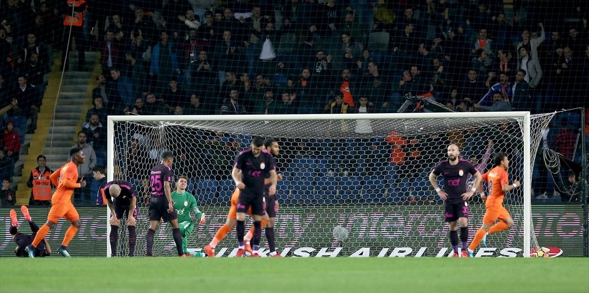 Basaksehir Galatasaray 11/18/17
