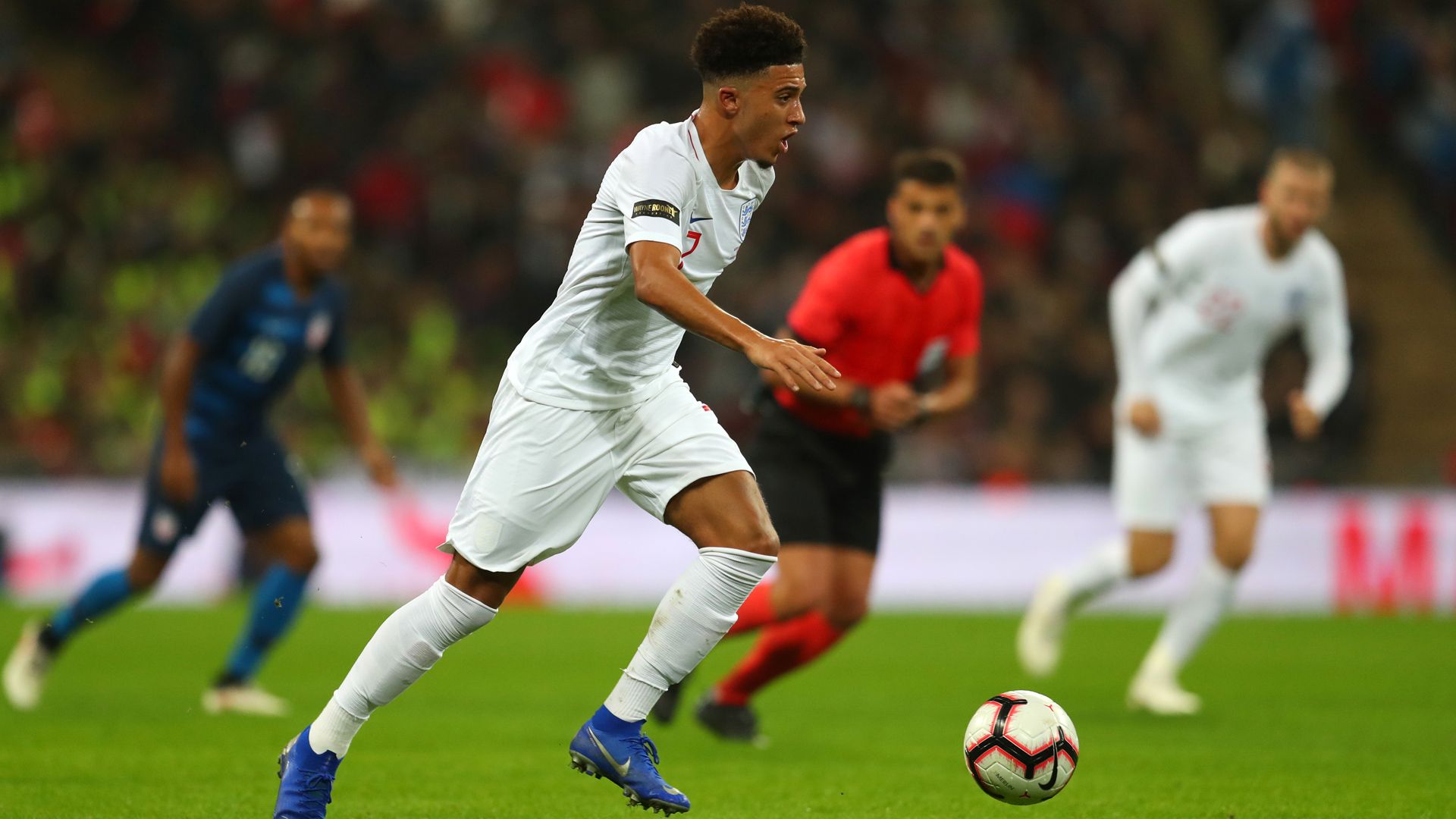 Jadon Sancho England 15112018