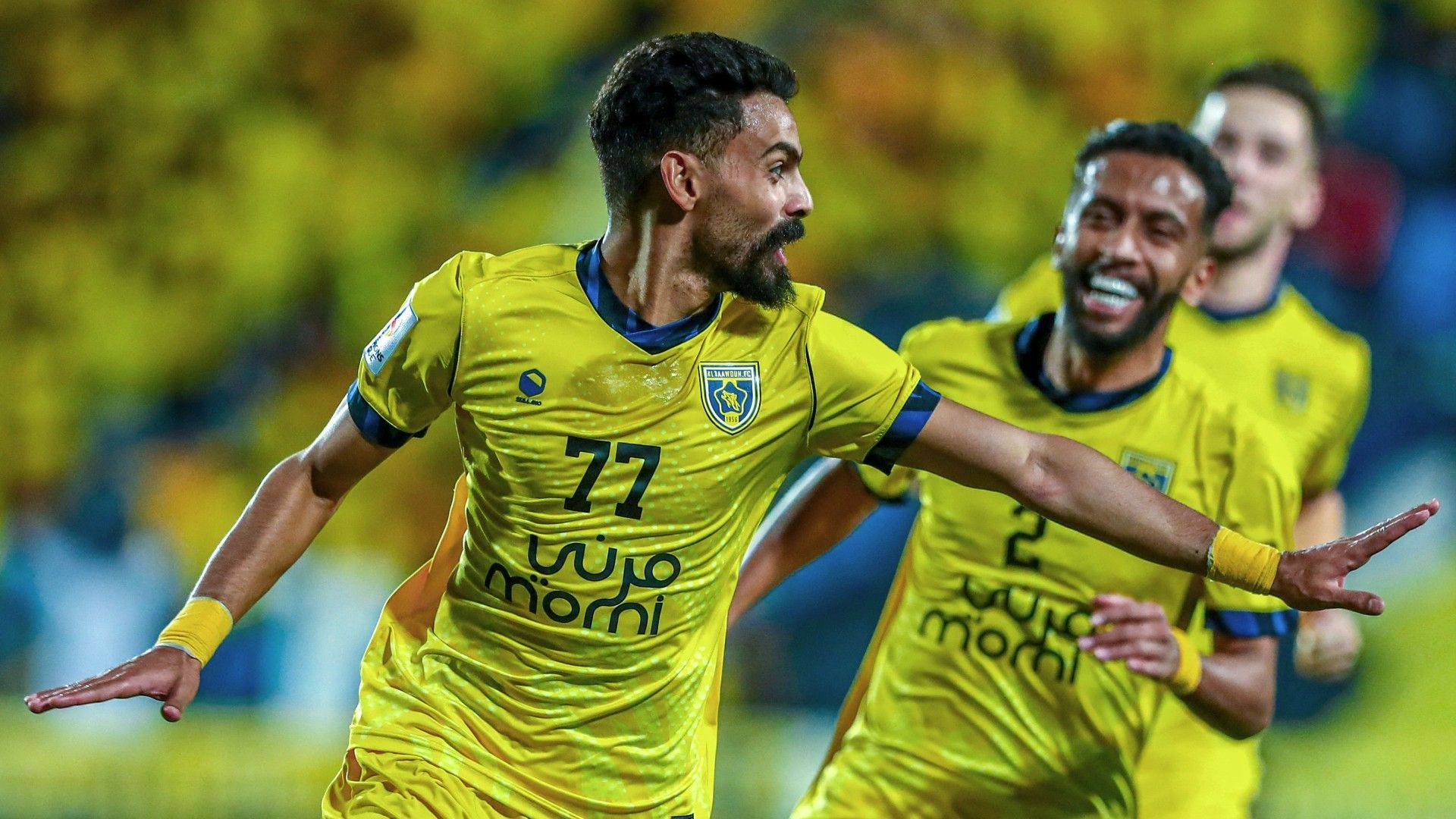 Taawoun's midfielder Hassan al-Amri