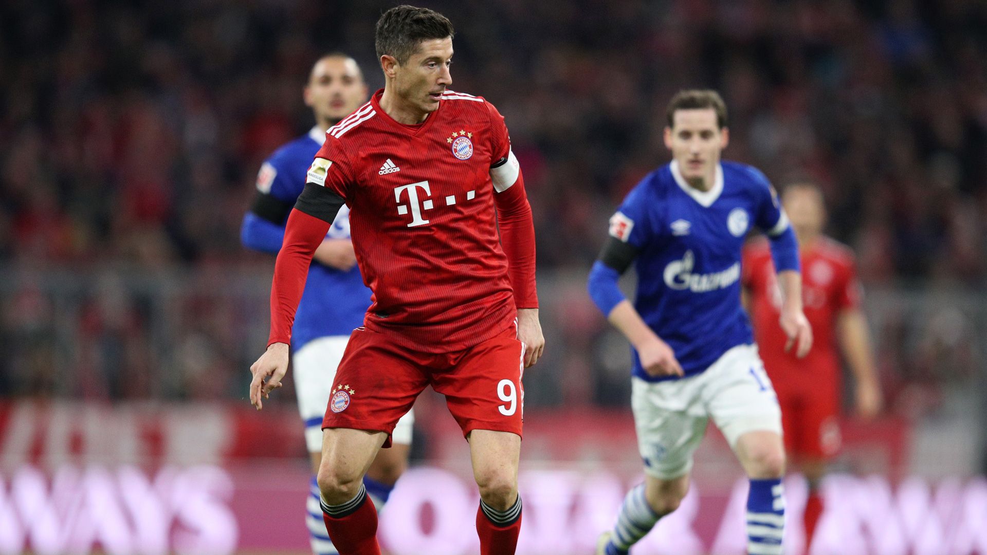 Robert Lewandowski FC Bayern Schalke Bundesliga 090219