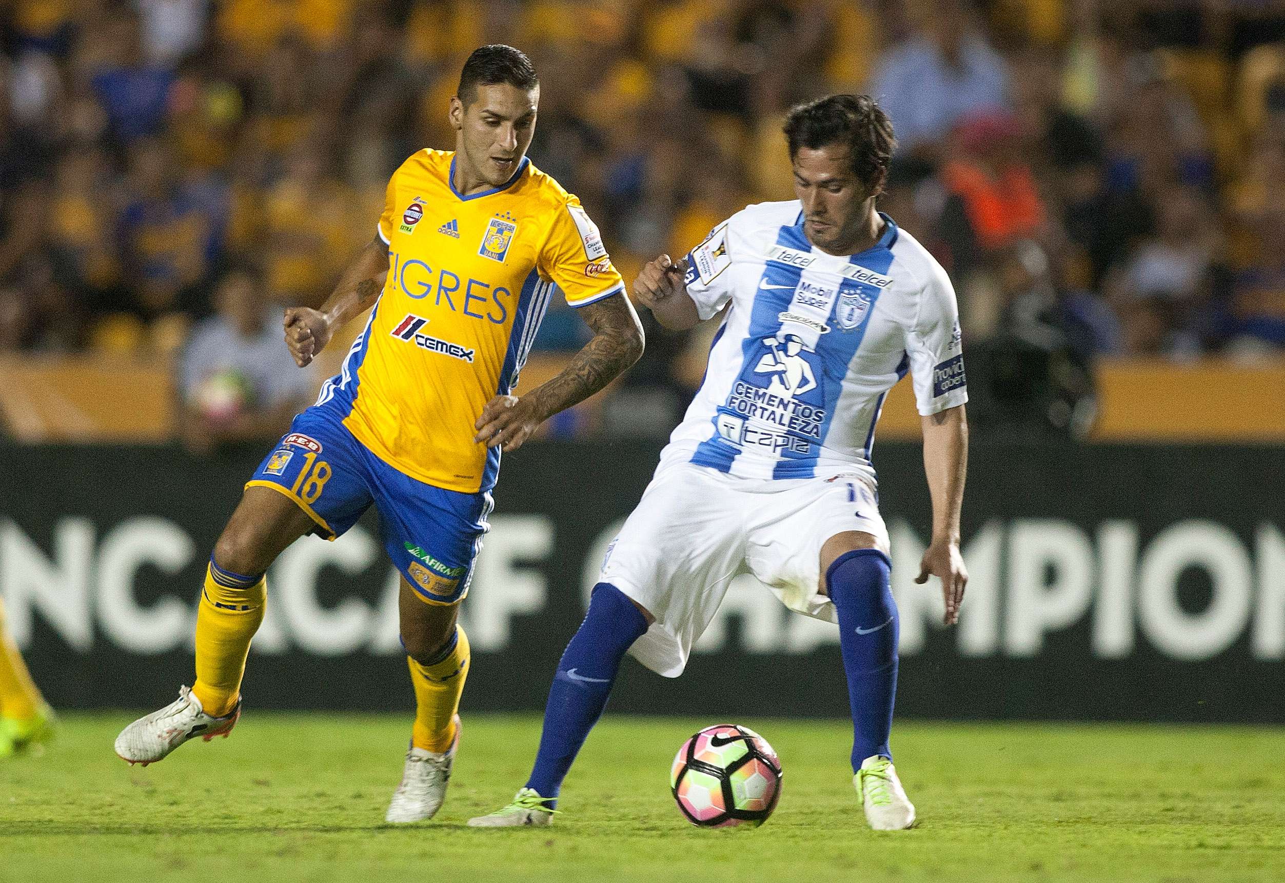 Ismael Sosa, Tigres, Jonathan Urretaviscaya, Pachuca, CCL, 04182017