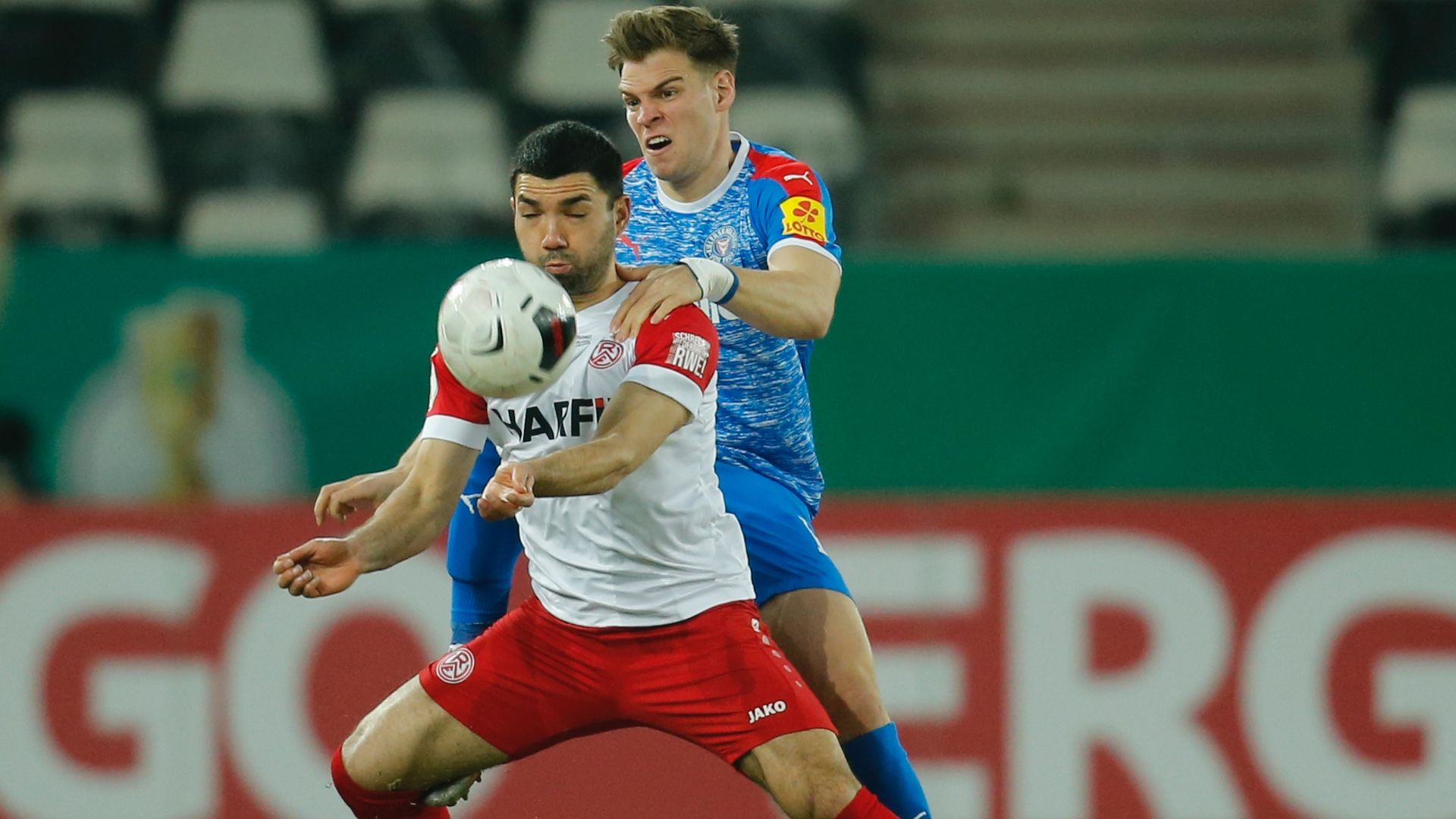 Oguzhan Kefkir Simon Lorenz RW Essen Holstein Kiel DFB Pokal 03032021