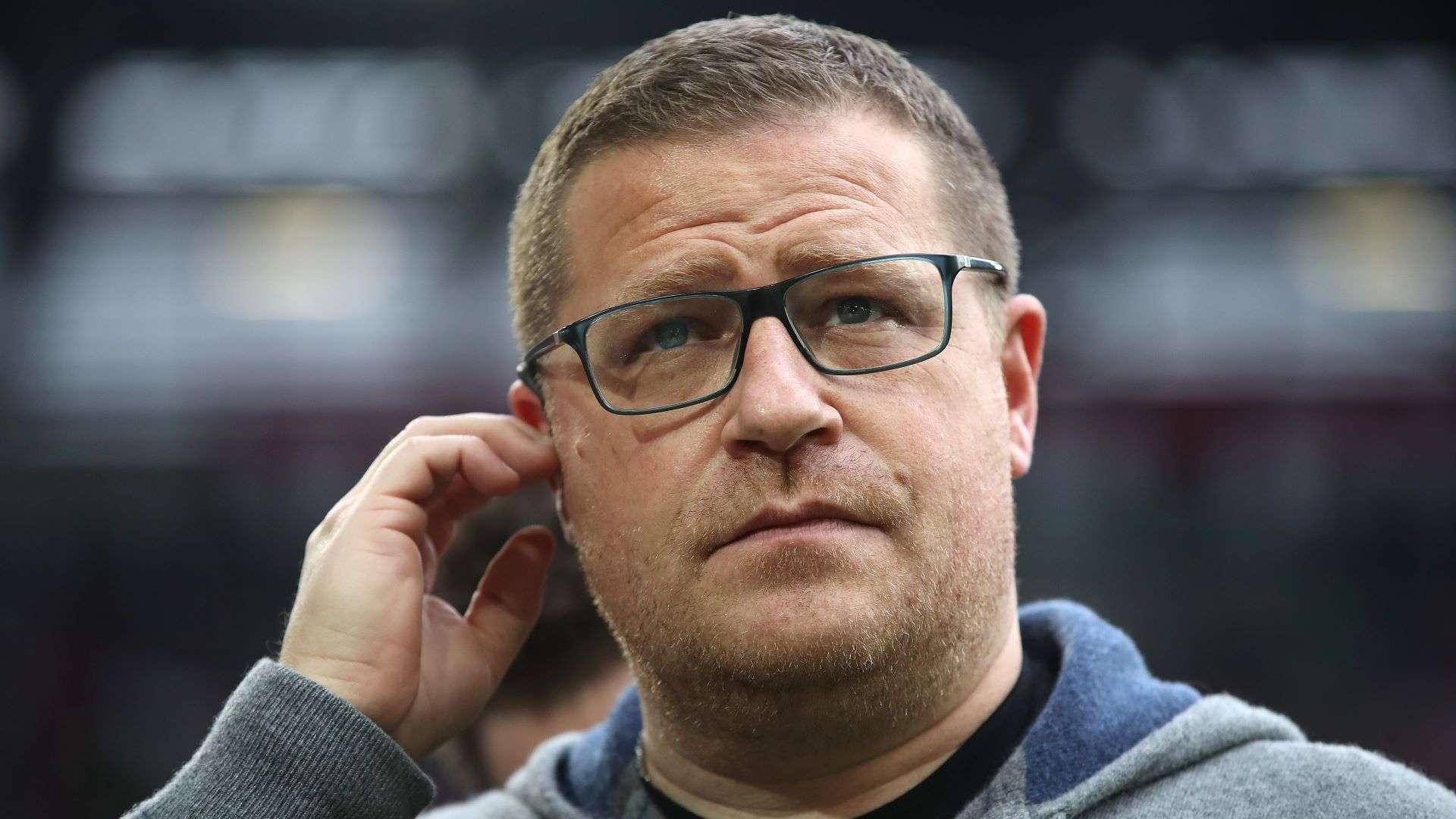 Borussia Mönchengladbach Max Eberl nachdenklich
