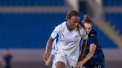 NEOM Women's team football