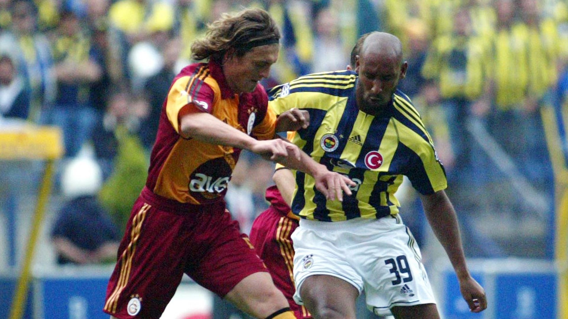 Nicolas Anelka Orhan Ak Fenerbahce Galatasaray 05222005