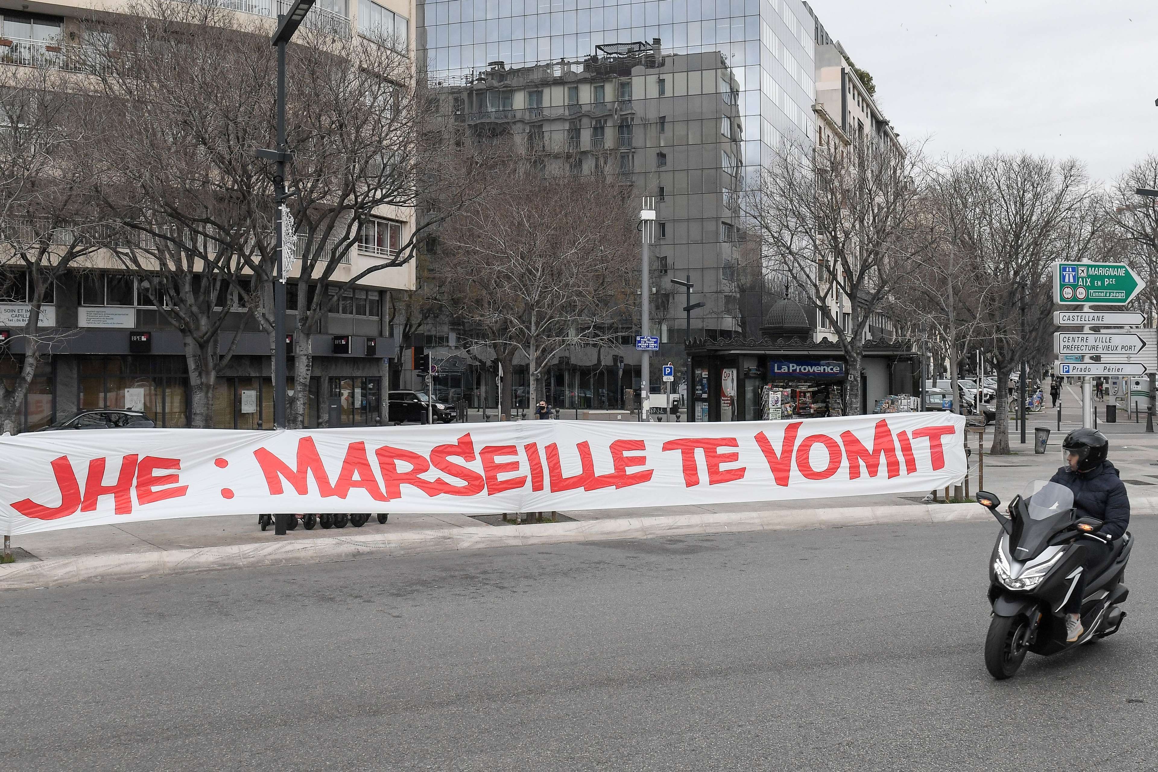 Banderole Eyraud Marseille Rennes