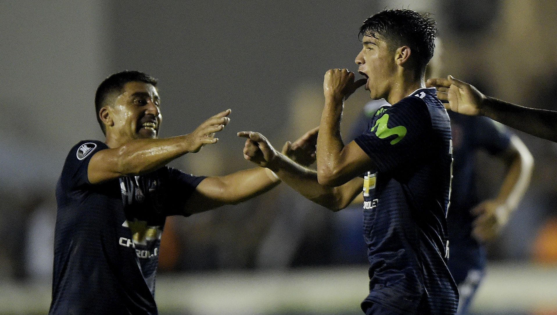 130318 Universidad de Chile Vasco da Gama David Pizarro Ángelo Araos