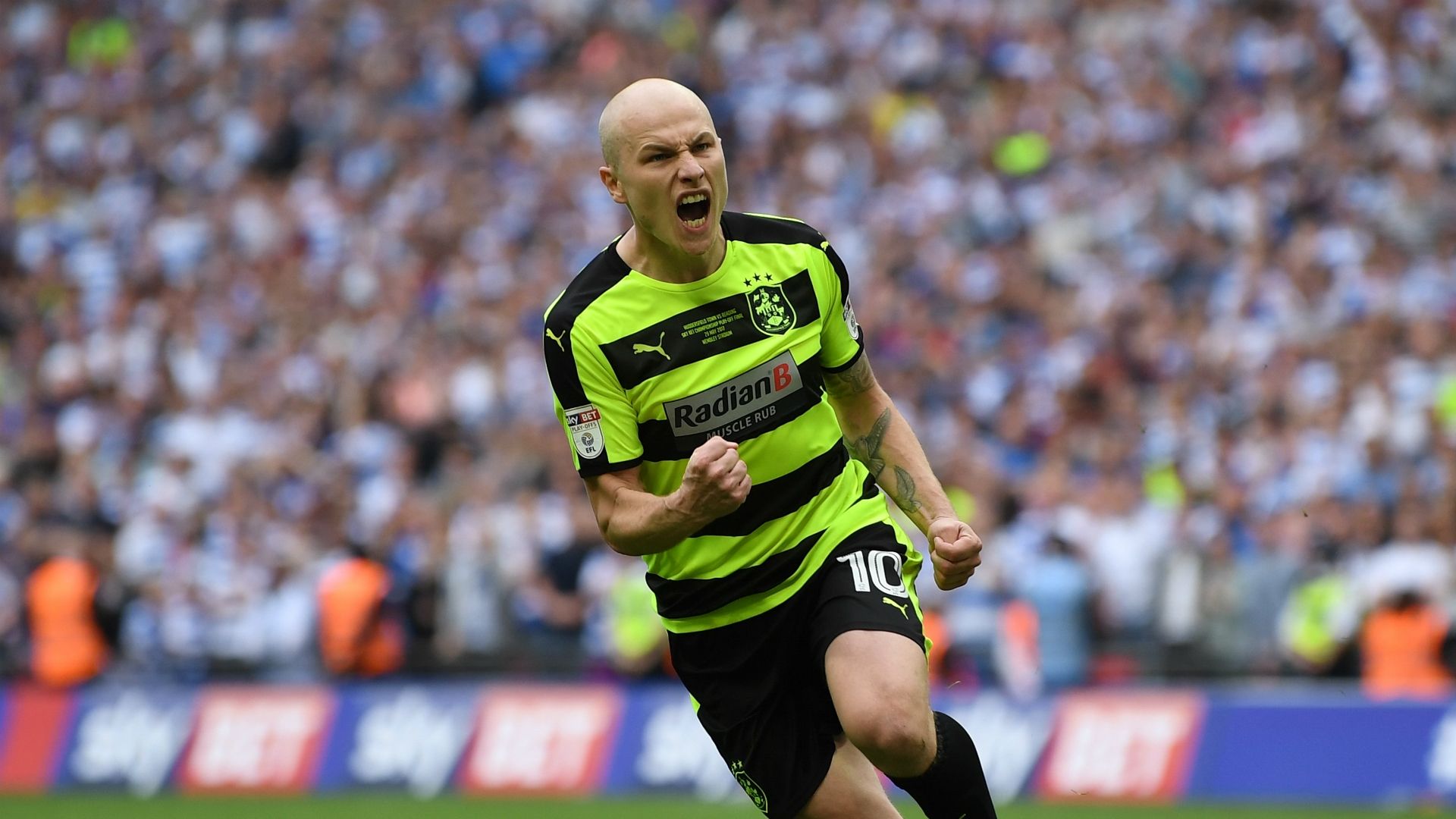 Aaron Mooy Huddersfield Town v Reading Championship 29052017