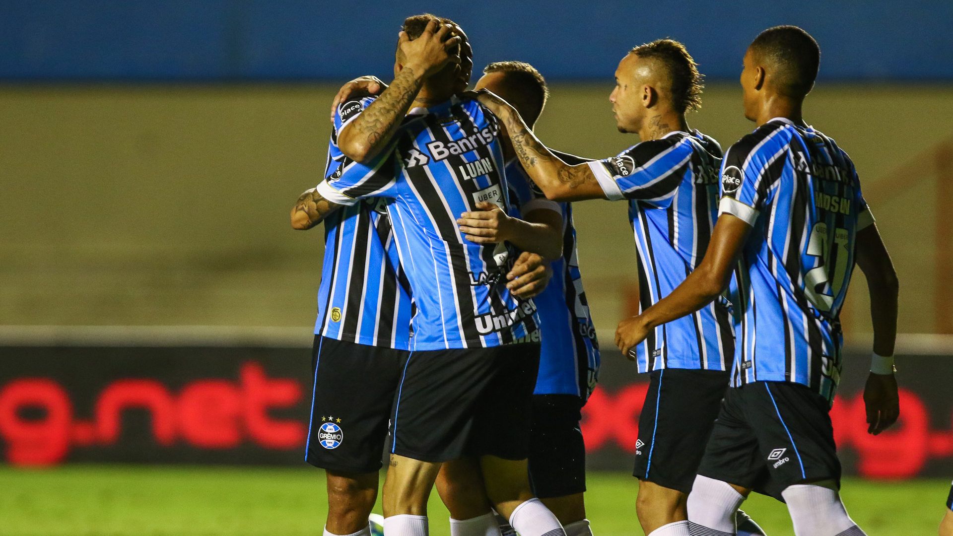 Luan Everton Goias Gremio Copa do Brasil 25042018