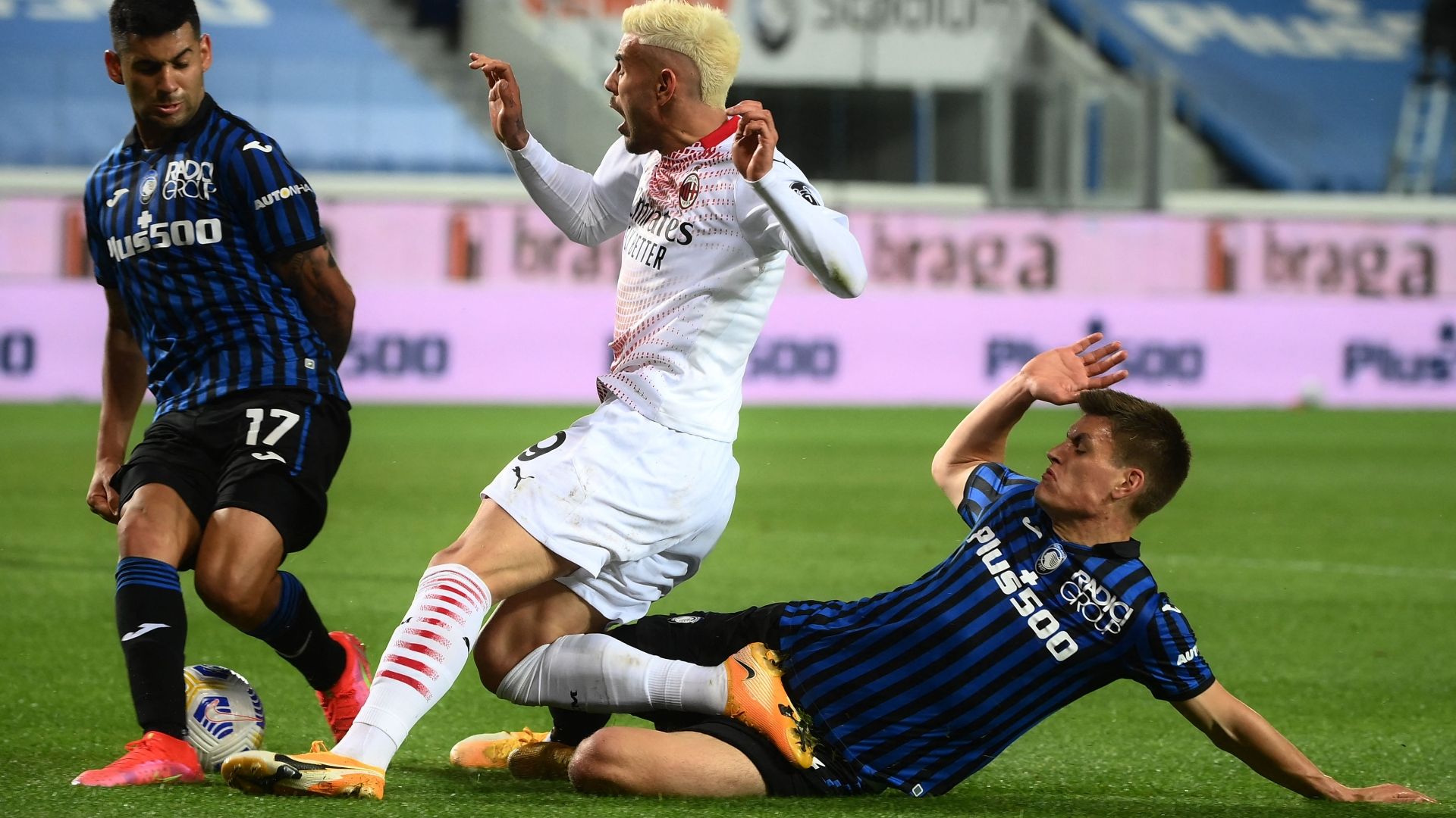 Maehle Theo Hernandez Atalanta Milan Serie A