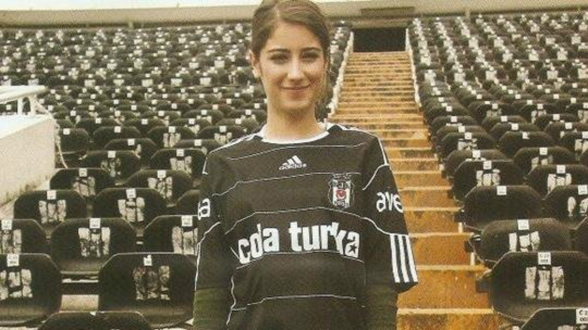 Hazal Kaya