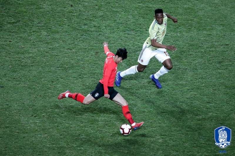 콜롬비아전 손흥민