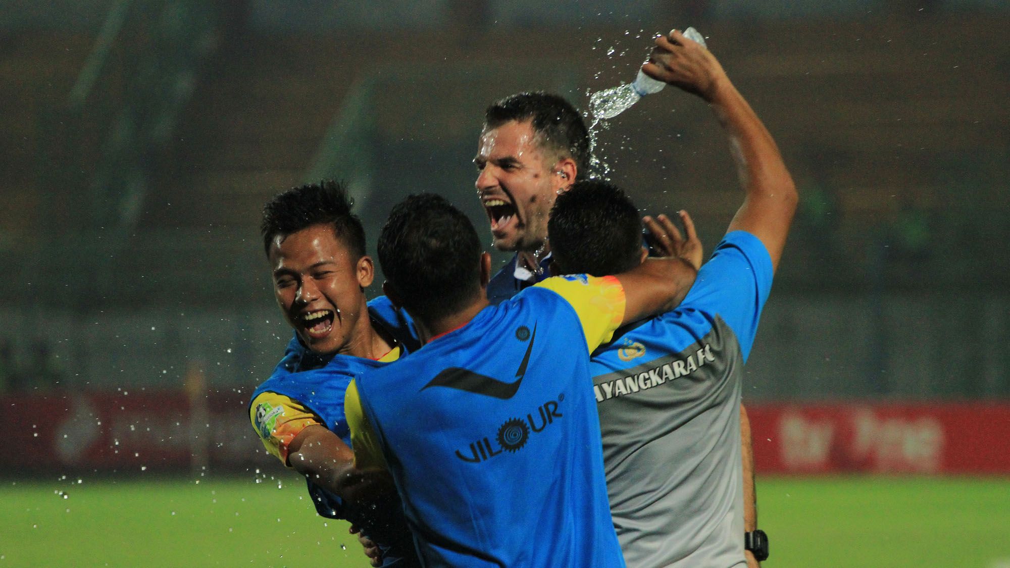 Simon McMenemy - Bhayangkara FC