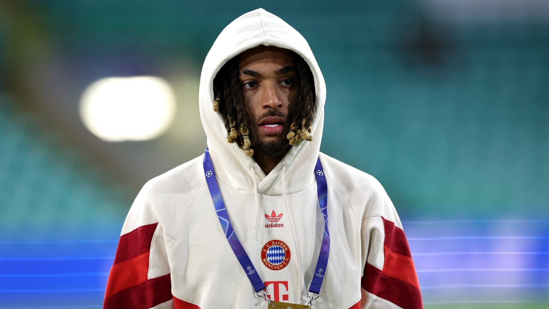 Sacha Boey FC Bayern 2025