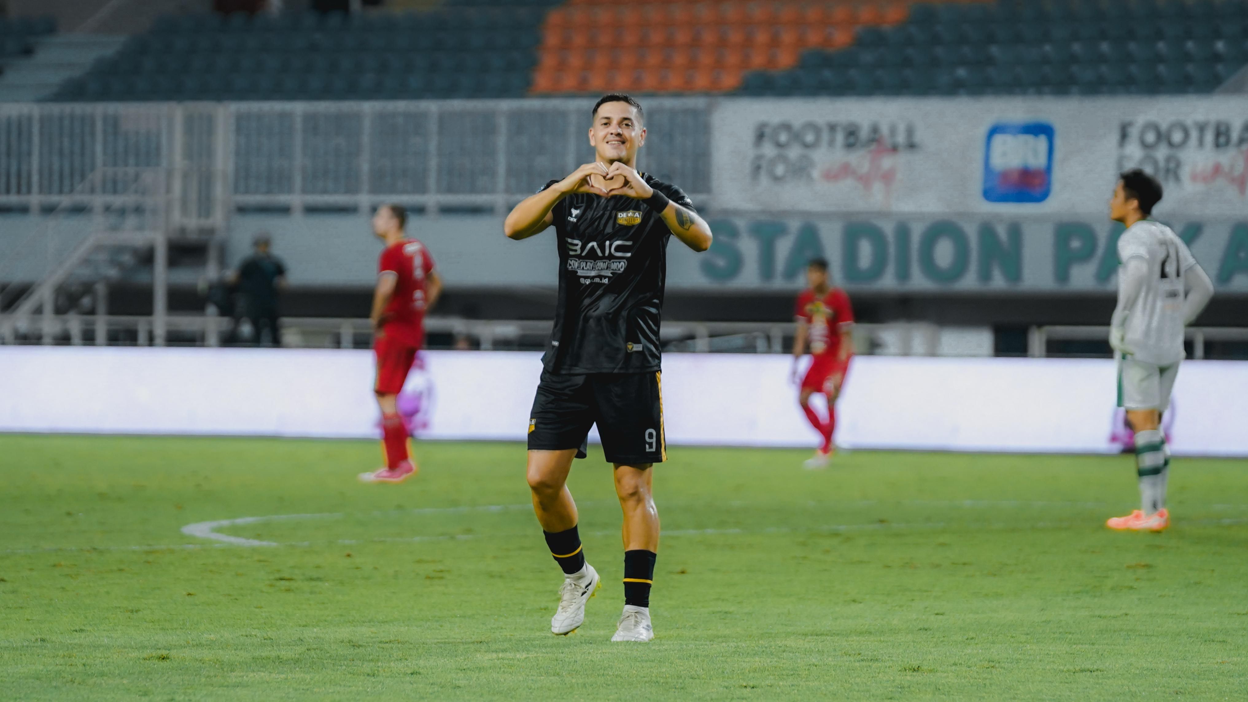 Dewa United vs Persebaya