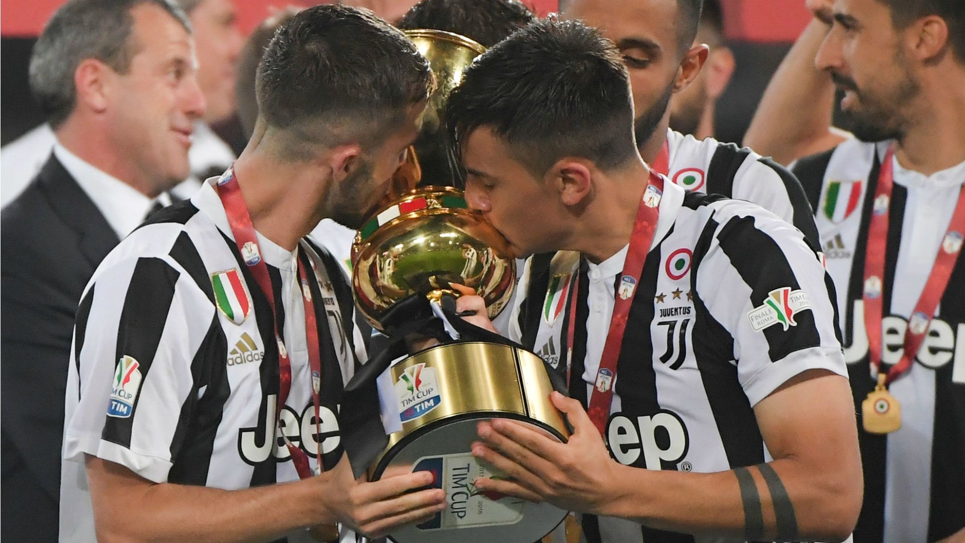 Miralem Pjanic Paulo Dybala Juventus Coppa Italia 2018