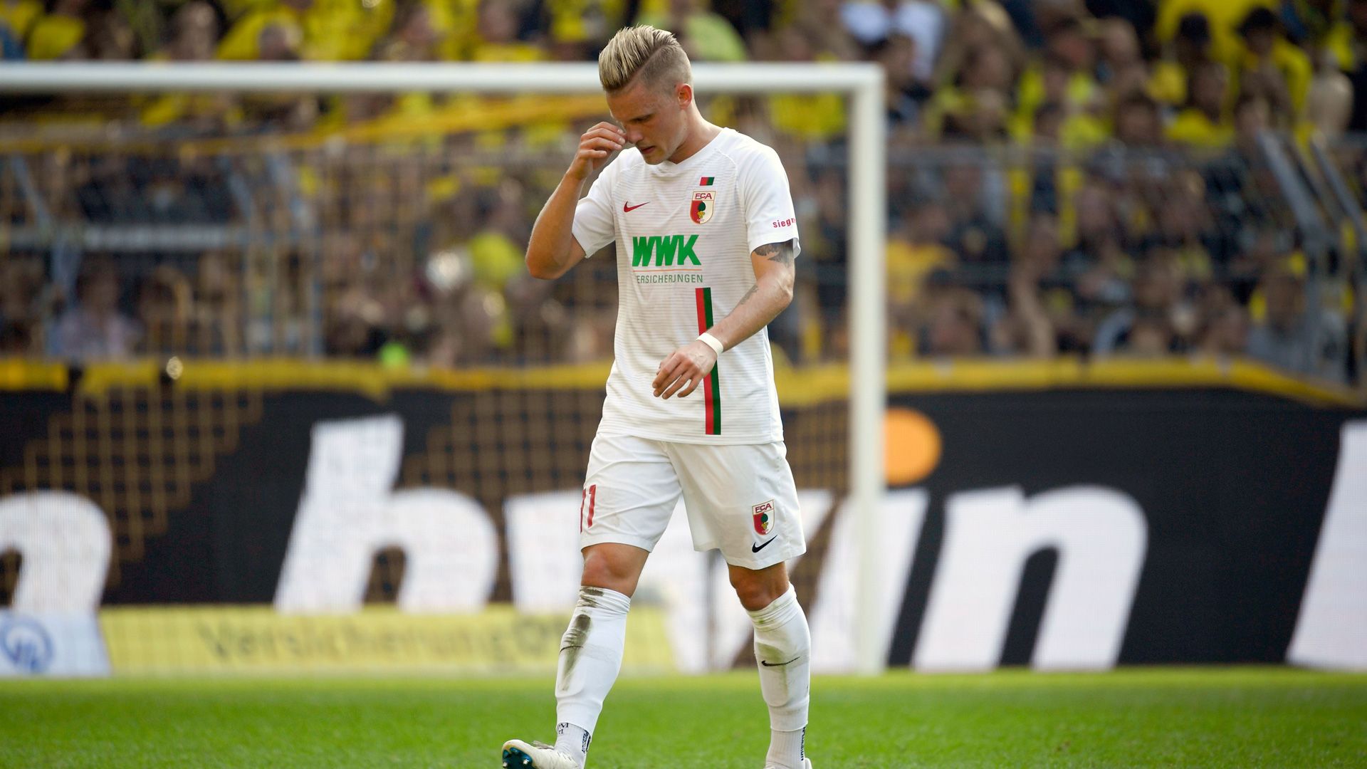 Philipp Max FC Augsburg 6102018