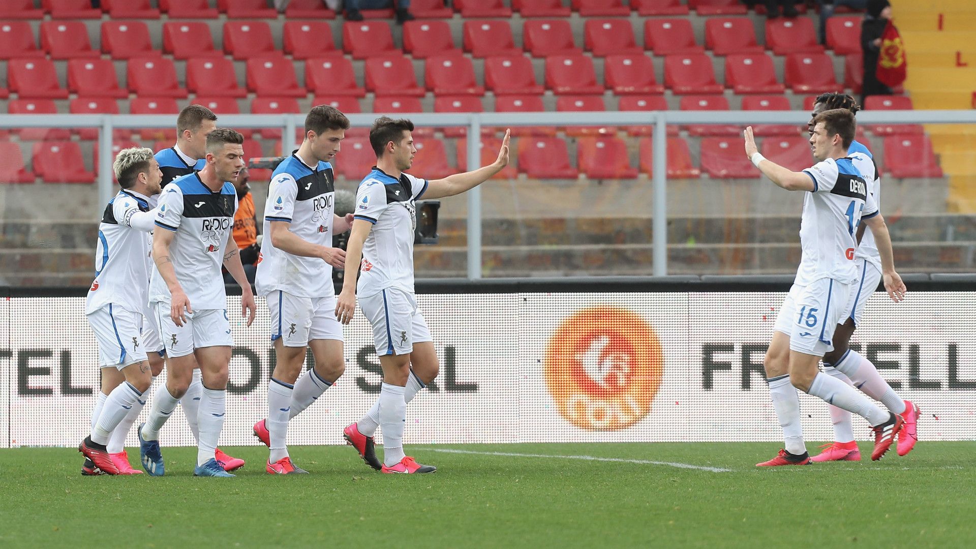 Atalanta celebrates goal against Lecce