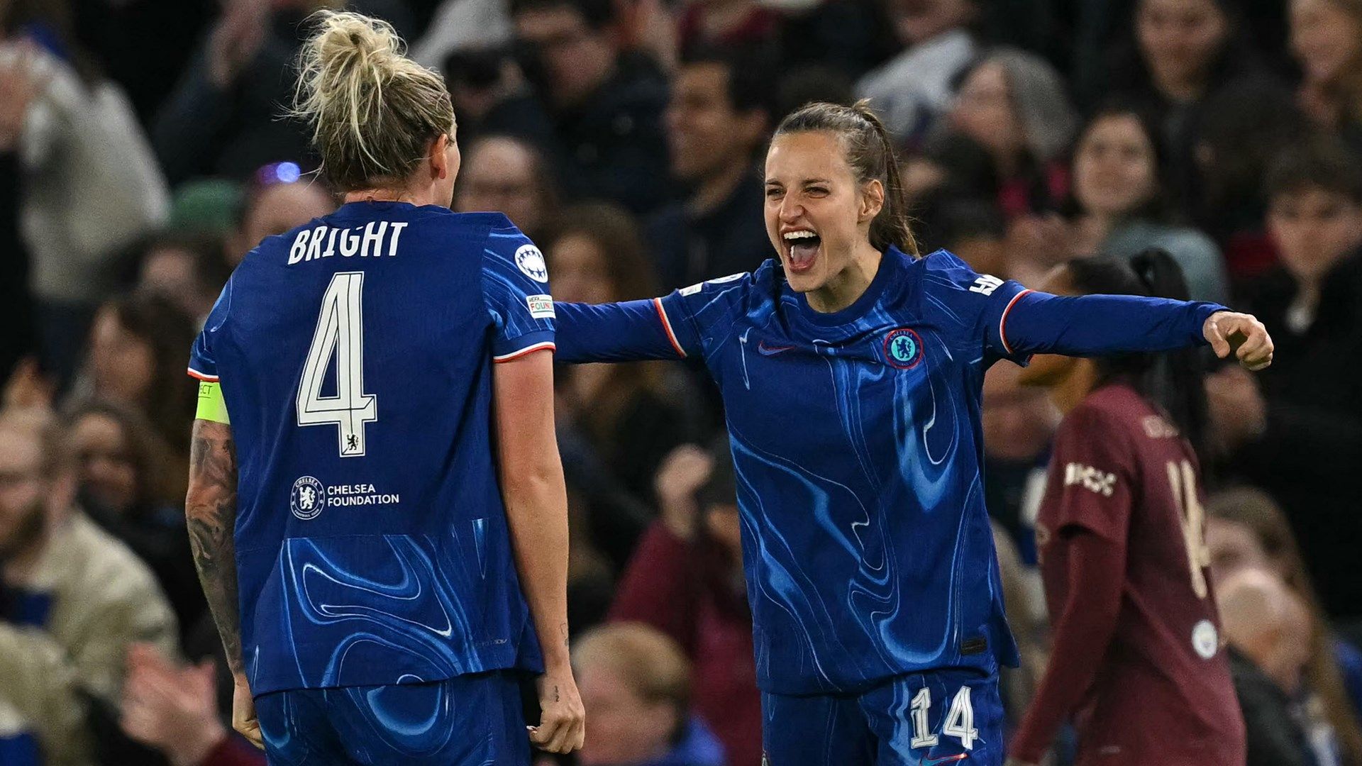 Millie Bright Nathalie Bjorn Chelsea Women 2024-25