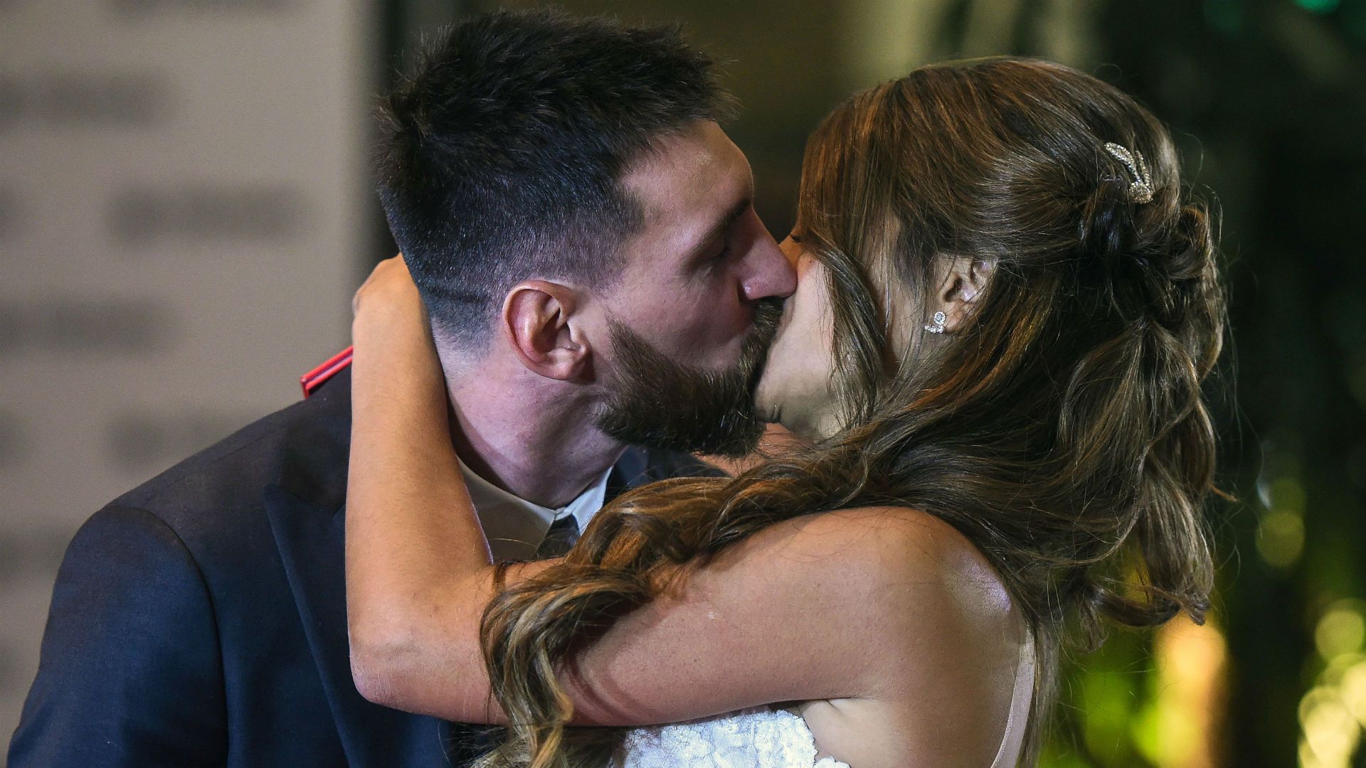 HD Lionel Messi Antonella Roccuzzo wedding